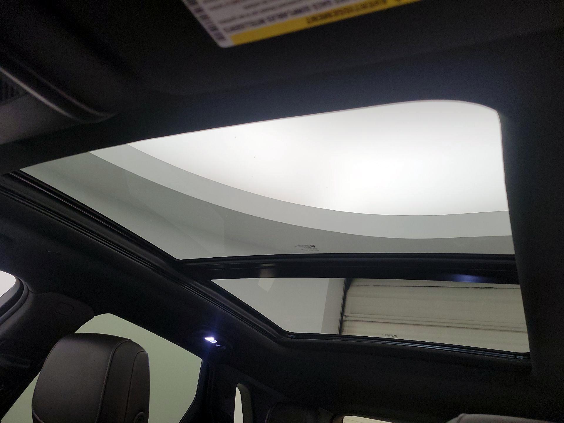 Thumbnail: 2022 Cadillac XT5 - 19