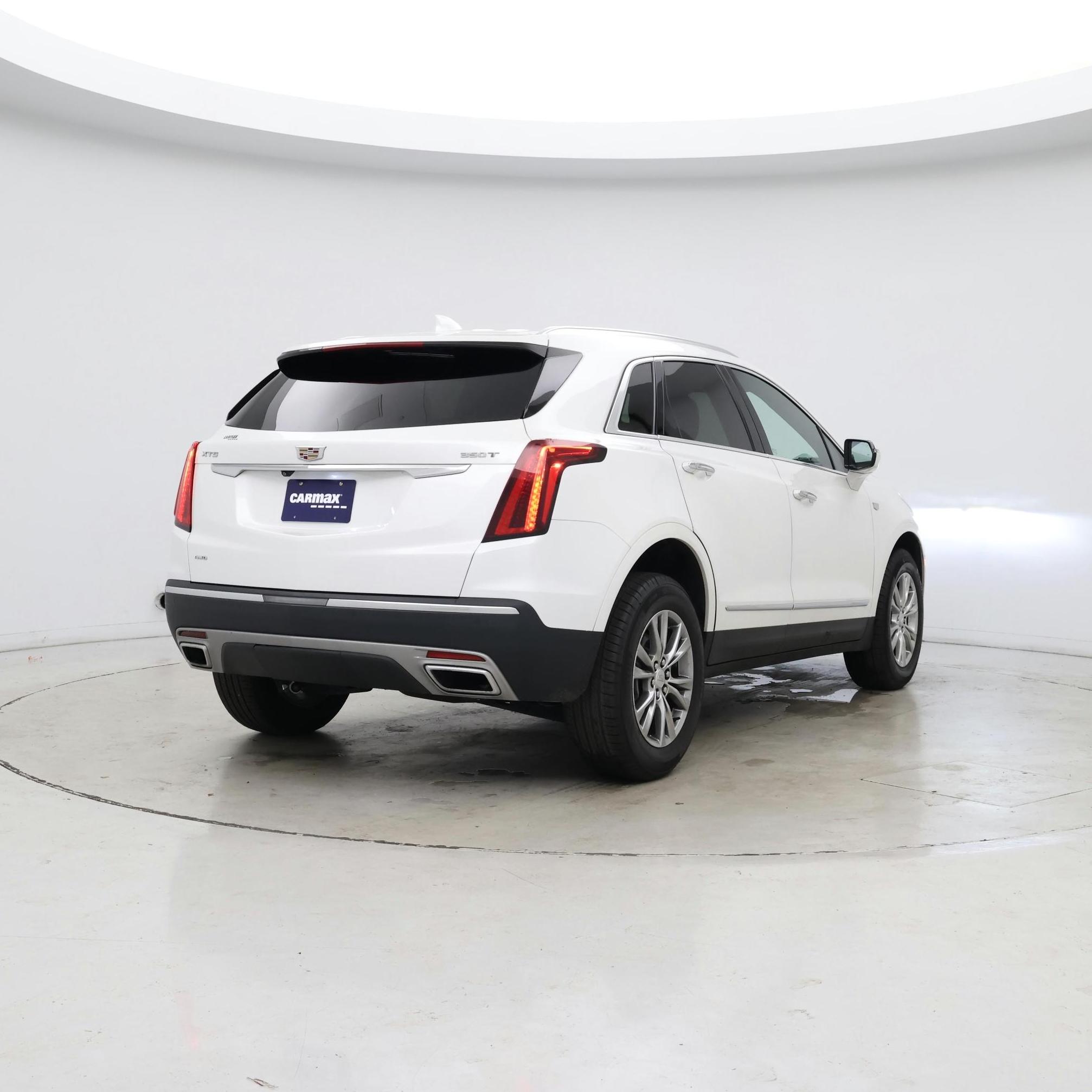 Thumbnail: 2022 Cadillac XT5 - 8