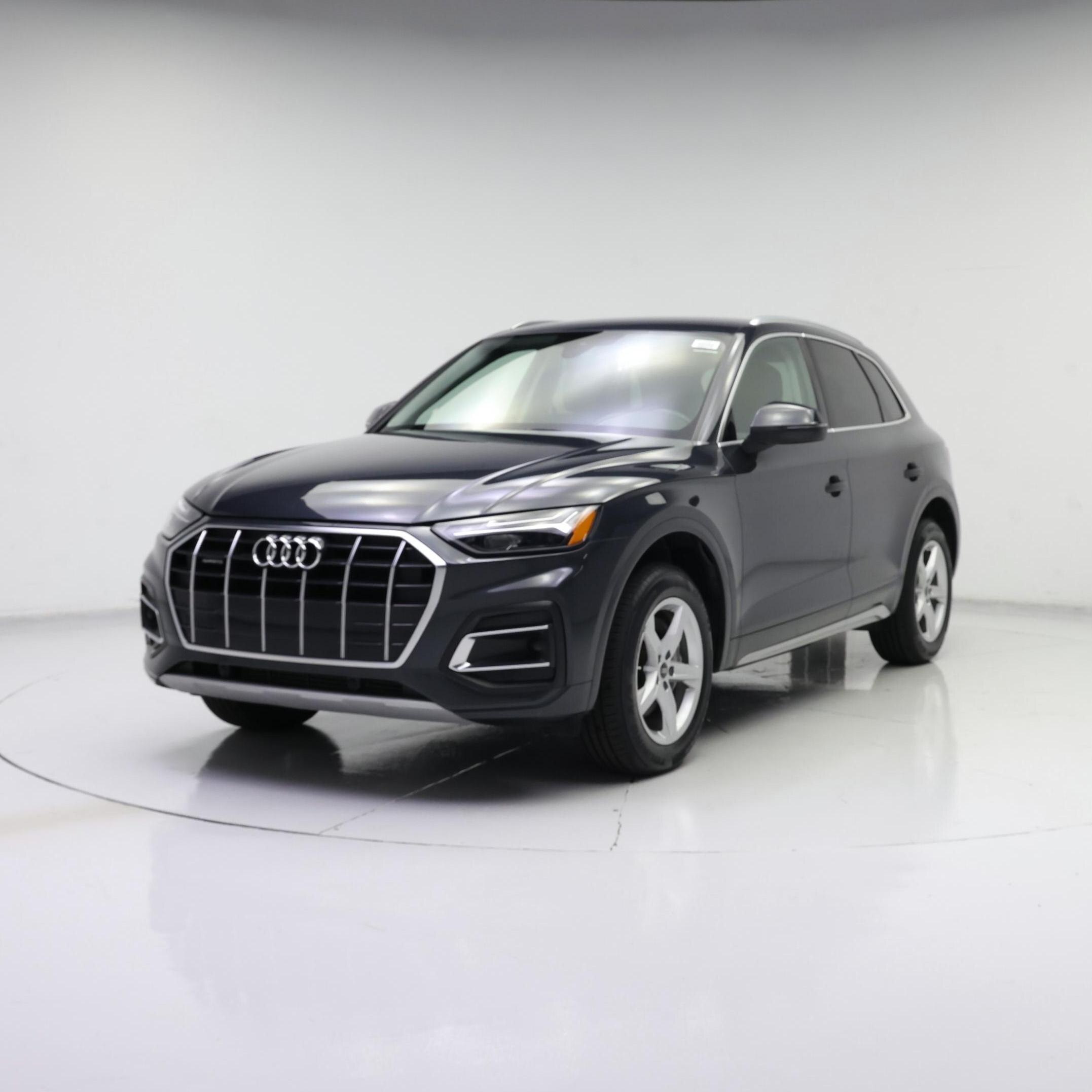 Thumbnail: 2023 Audi Q5 - 4