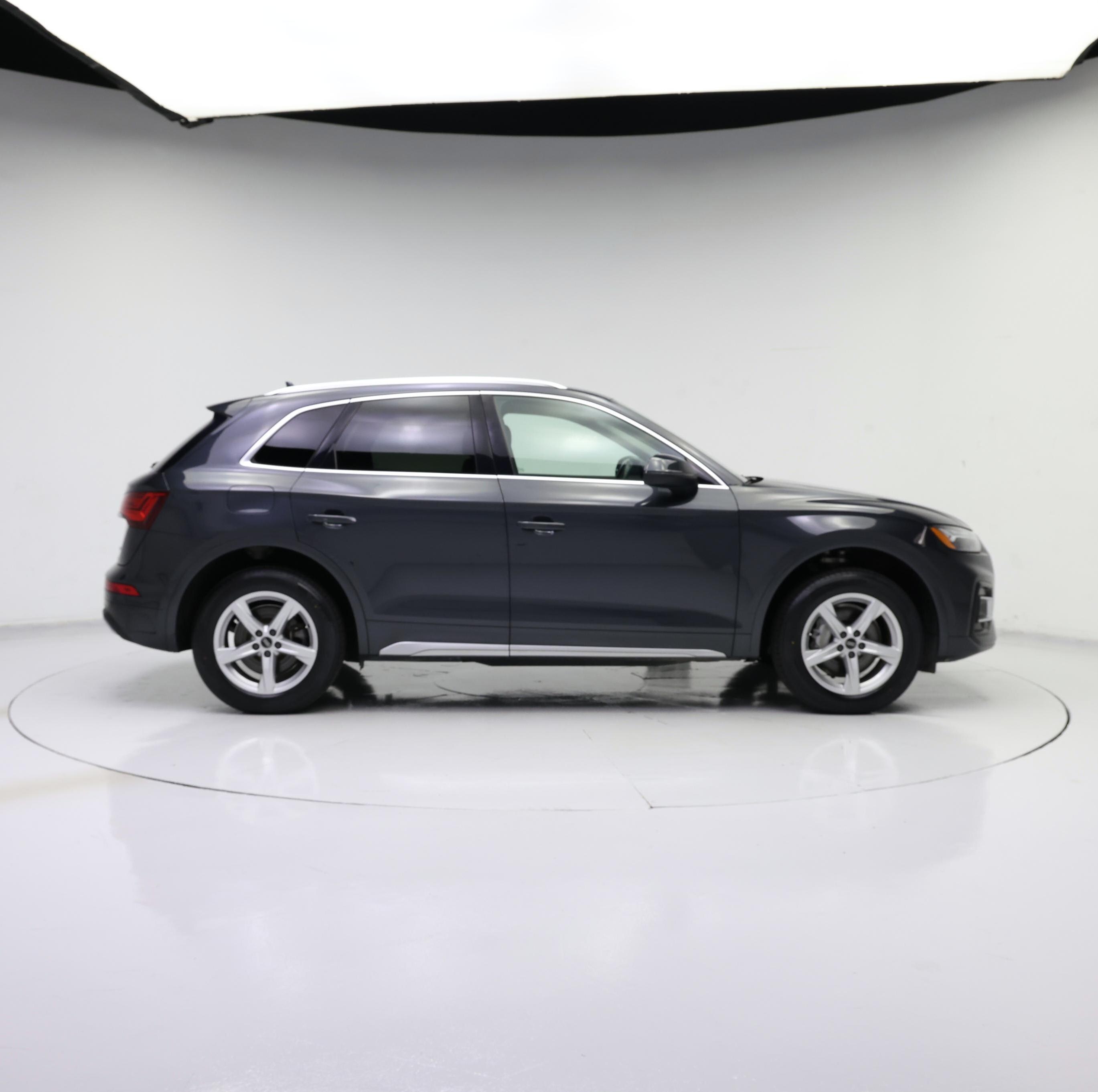 Thumbnail: 2023 Audi Q5 - 7