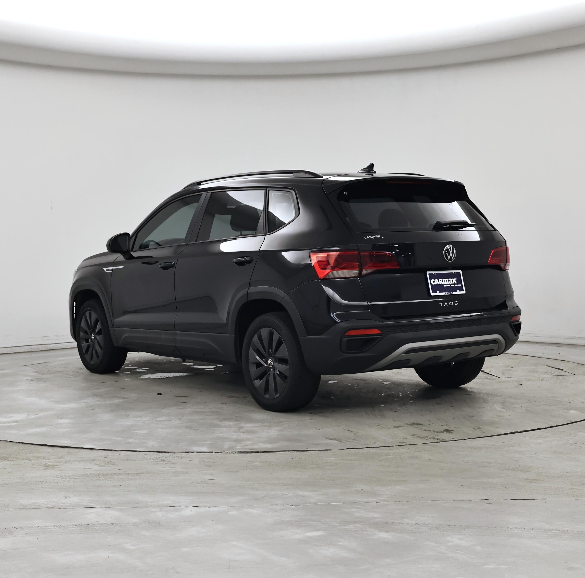 Thumbnail: 2023 Volkswagen Taos - 2