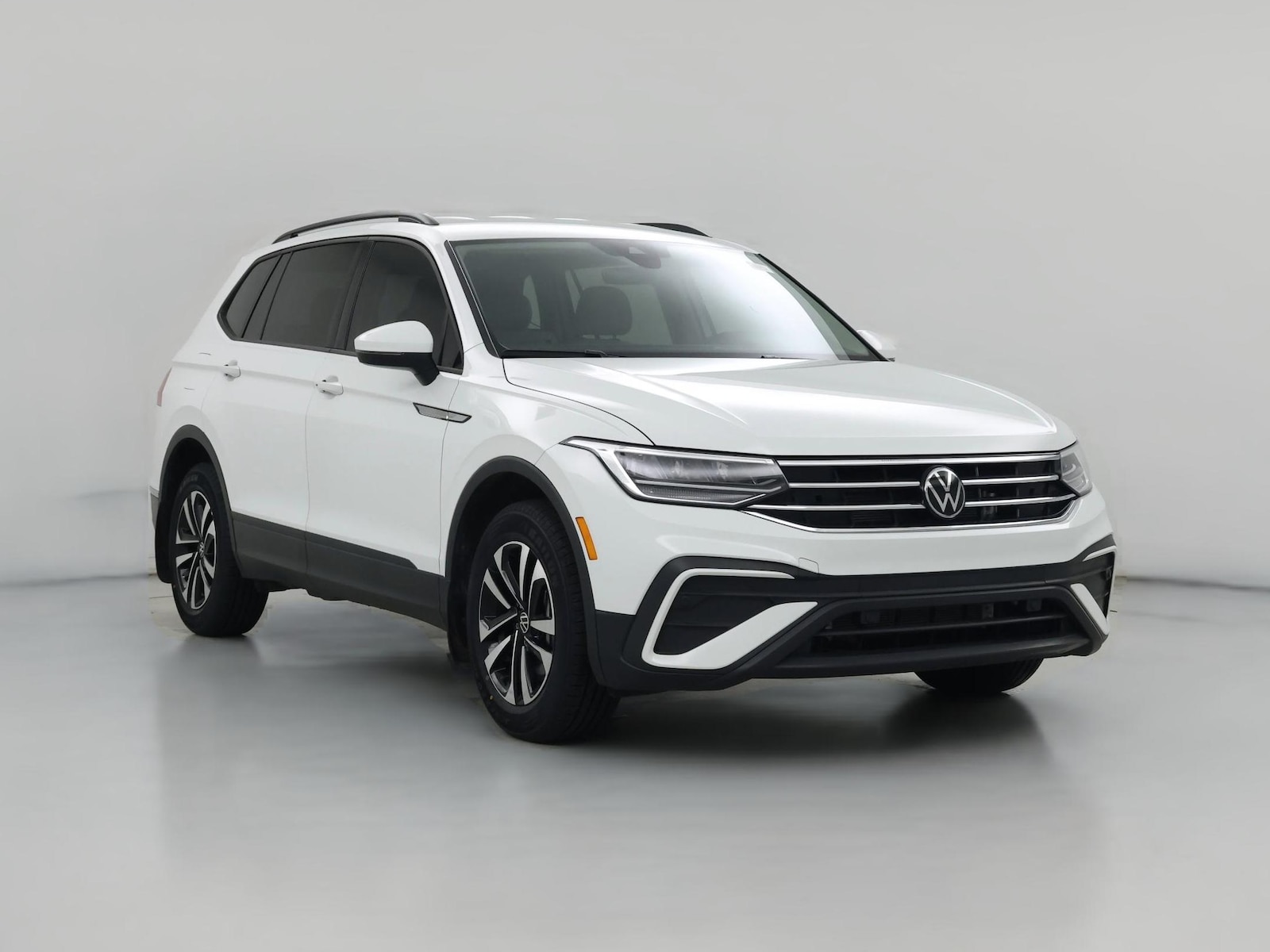 2024 Volkswagen Tiguan S - Photo 1