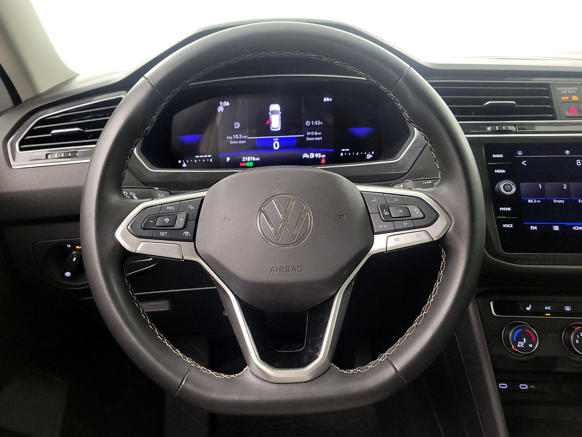 Thumbnail: 2024 Volkswagen Tiguan - 10