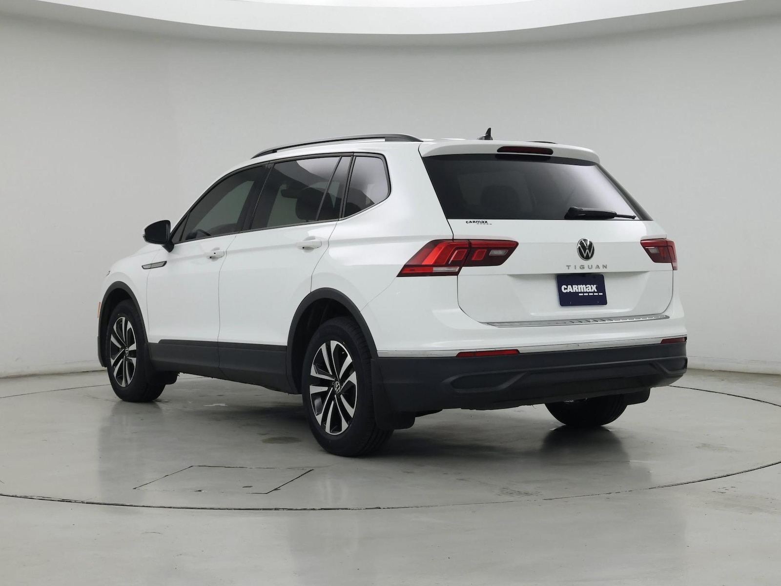 2024 Volkswagen Tiguan S - Photo 3
