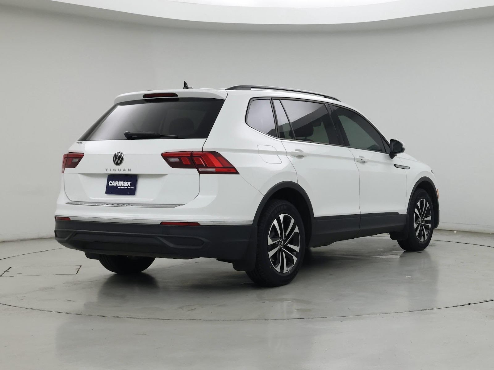 2024 Volkswagen Tiguan S - Photo 9