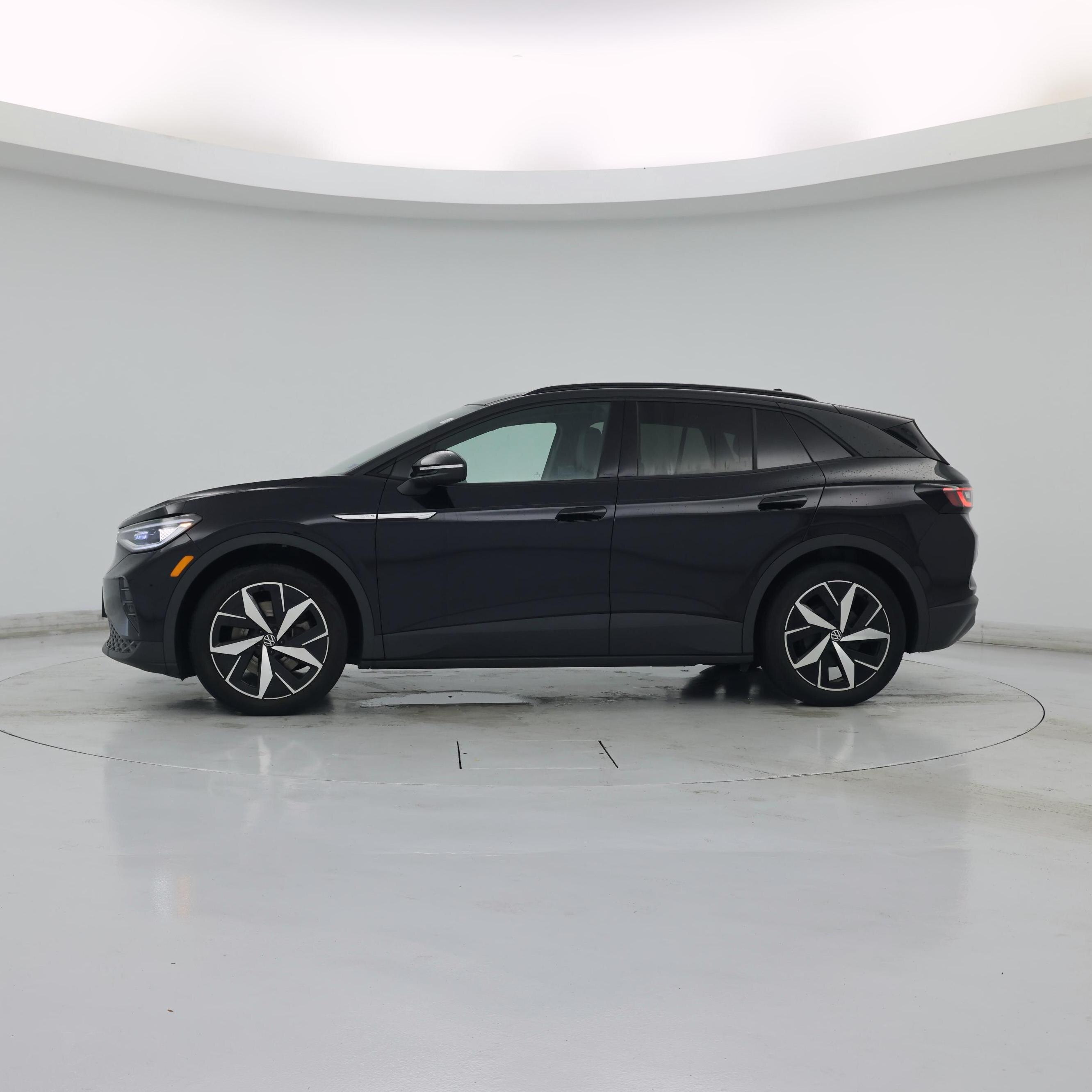 Thumbnail: 2023 Volkswagen ID.4 - 3