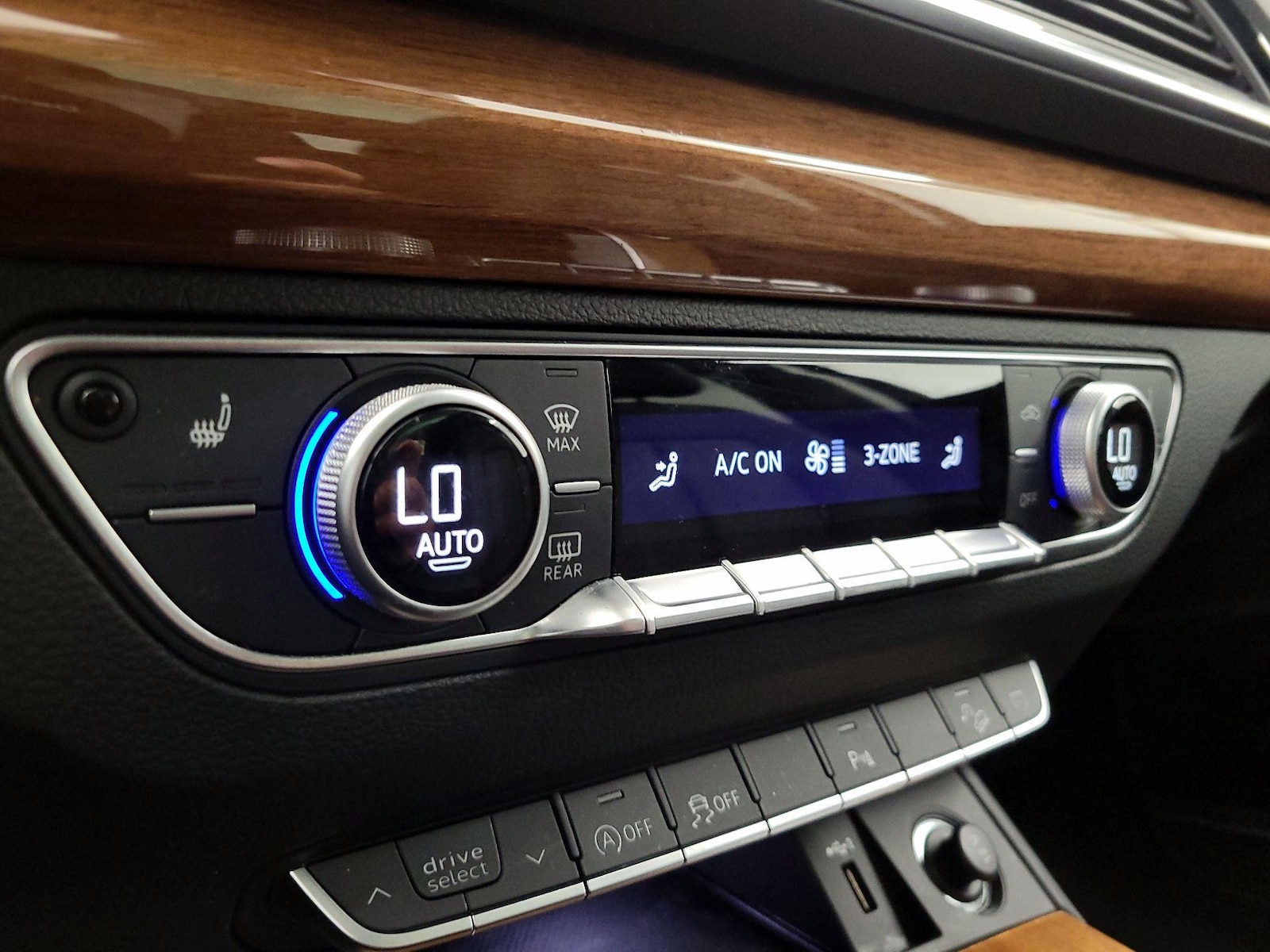 2023 Audi Q5 Premium Plus - Photo 18