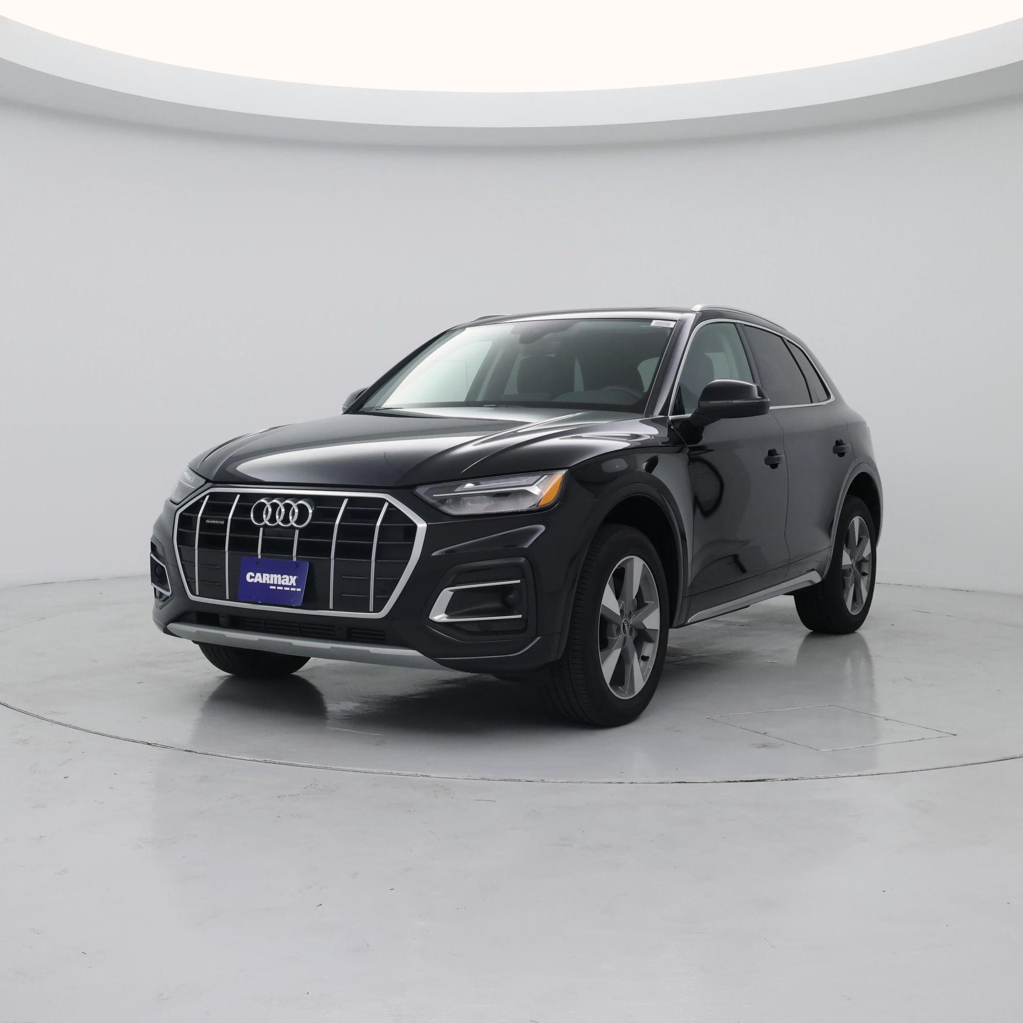 Thumbnail: 2023 Audi Q5 - 4