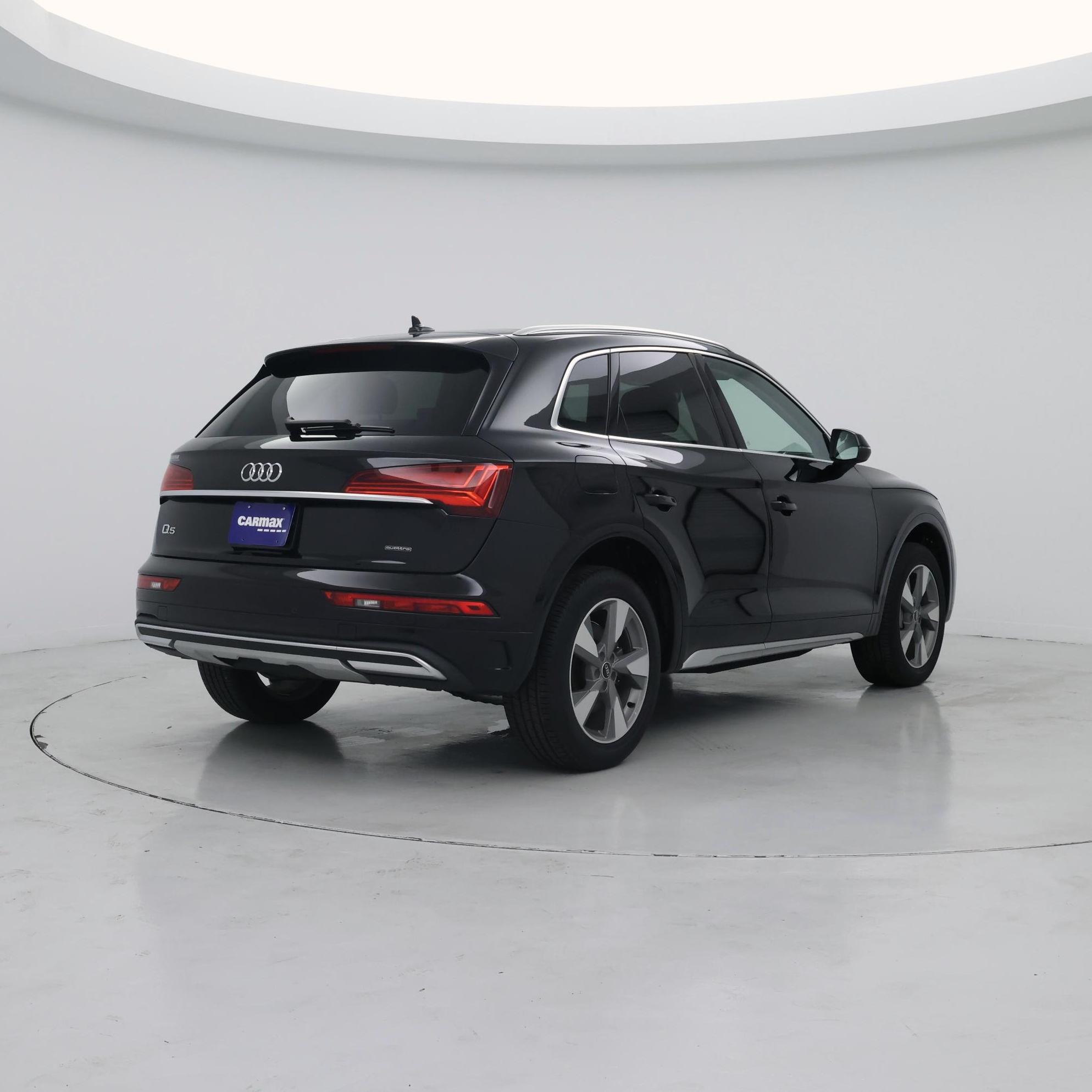 Thumbnail: 2023 Audi Q5 - 8