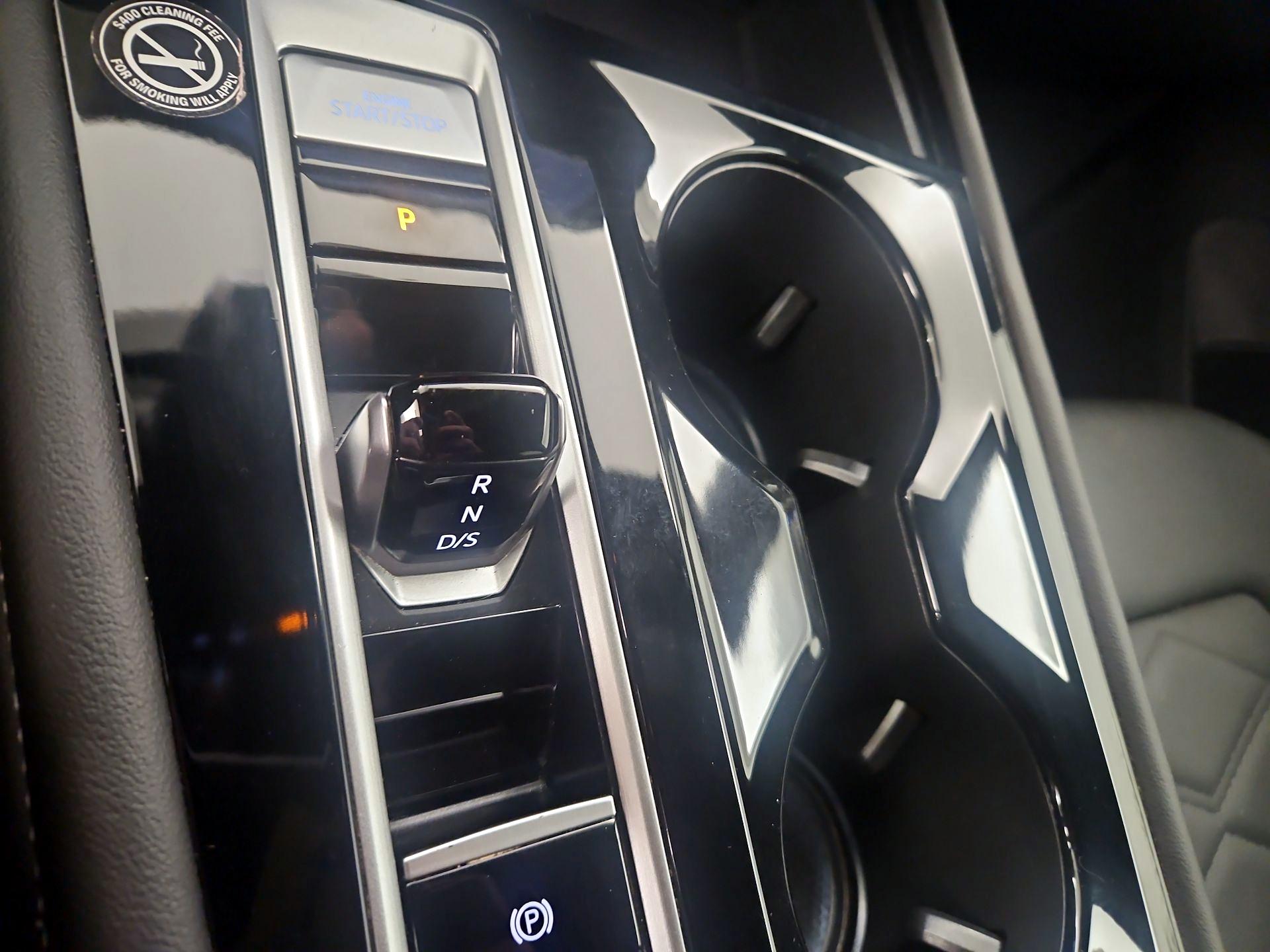 Thumbnail: 2025 Volkswagen Atlas - 17