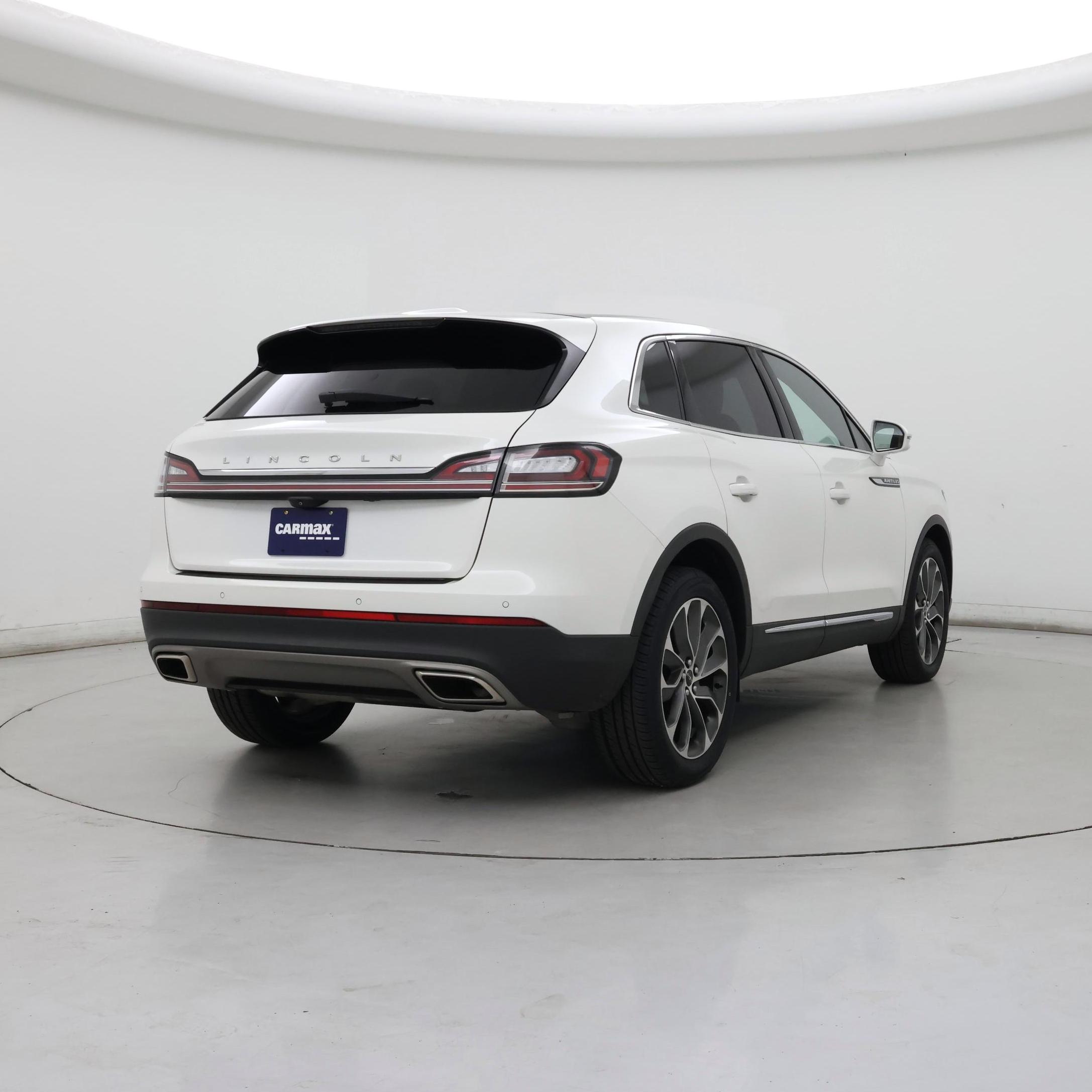 Thumbnail: 2022 Lincoln Nautilus - 8