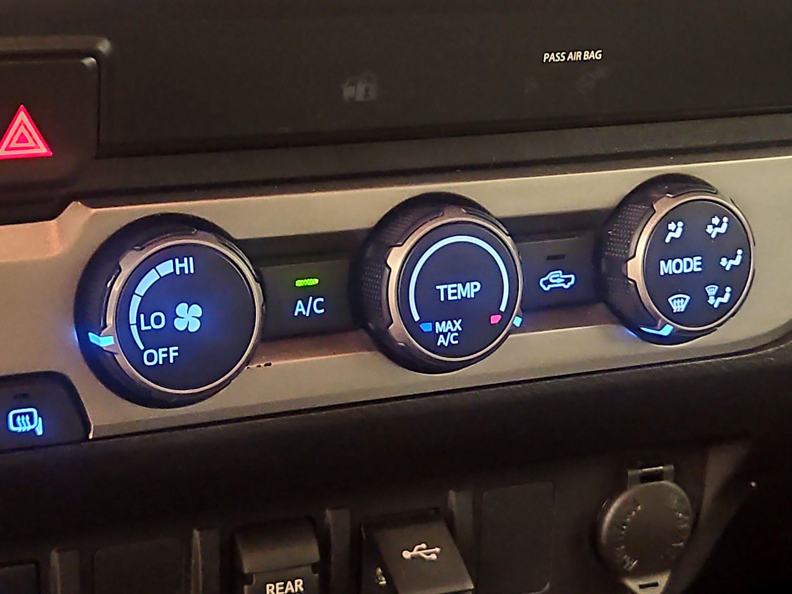 2020 Toyota Tacoma SR5 - Photo 17