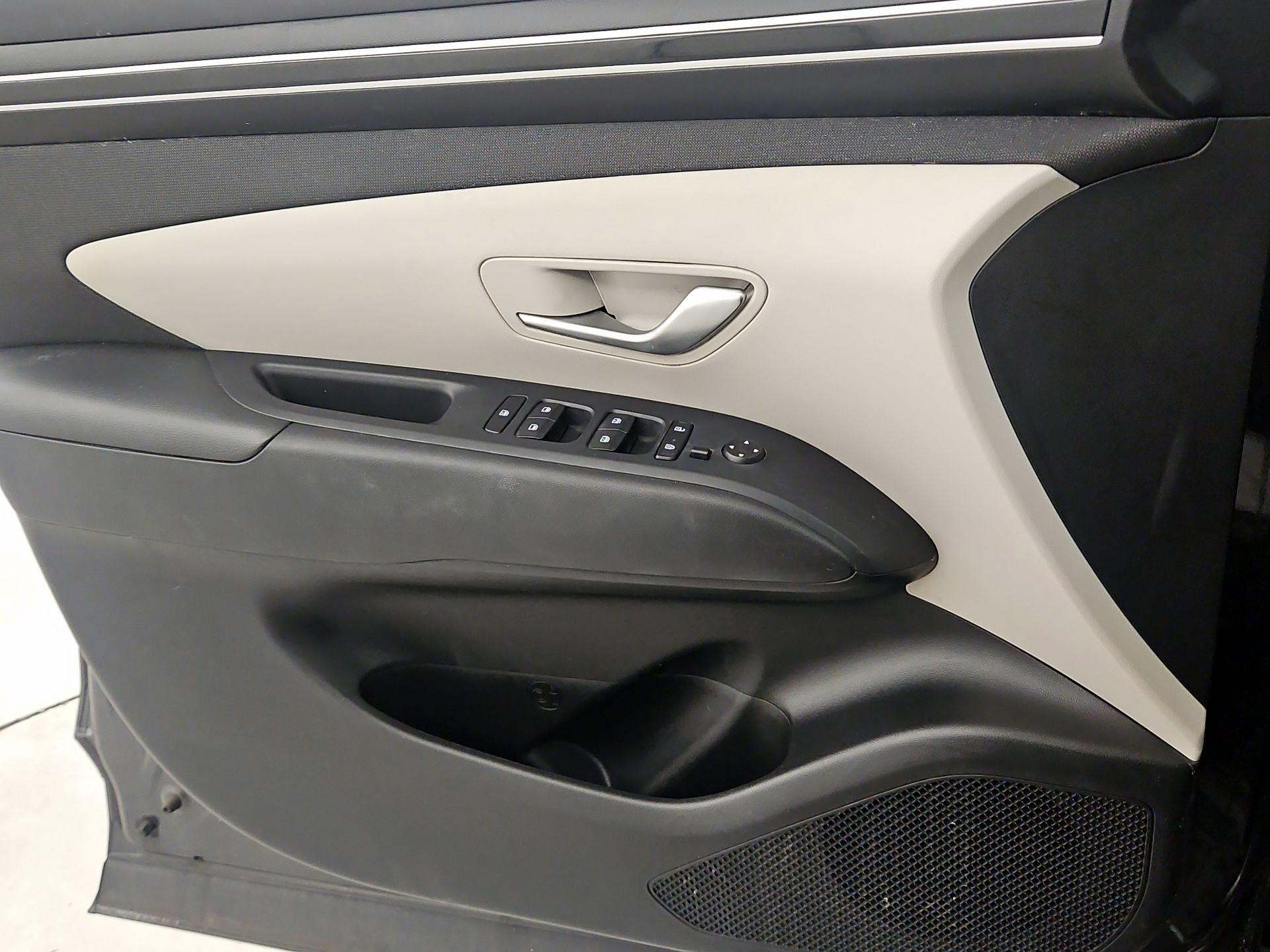 Thumbnail: 2023 Hyundai Tucson - 12