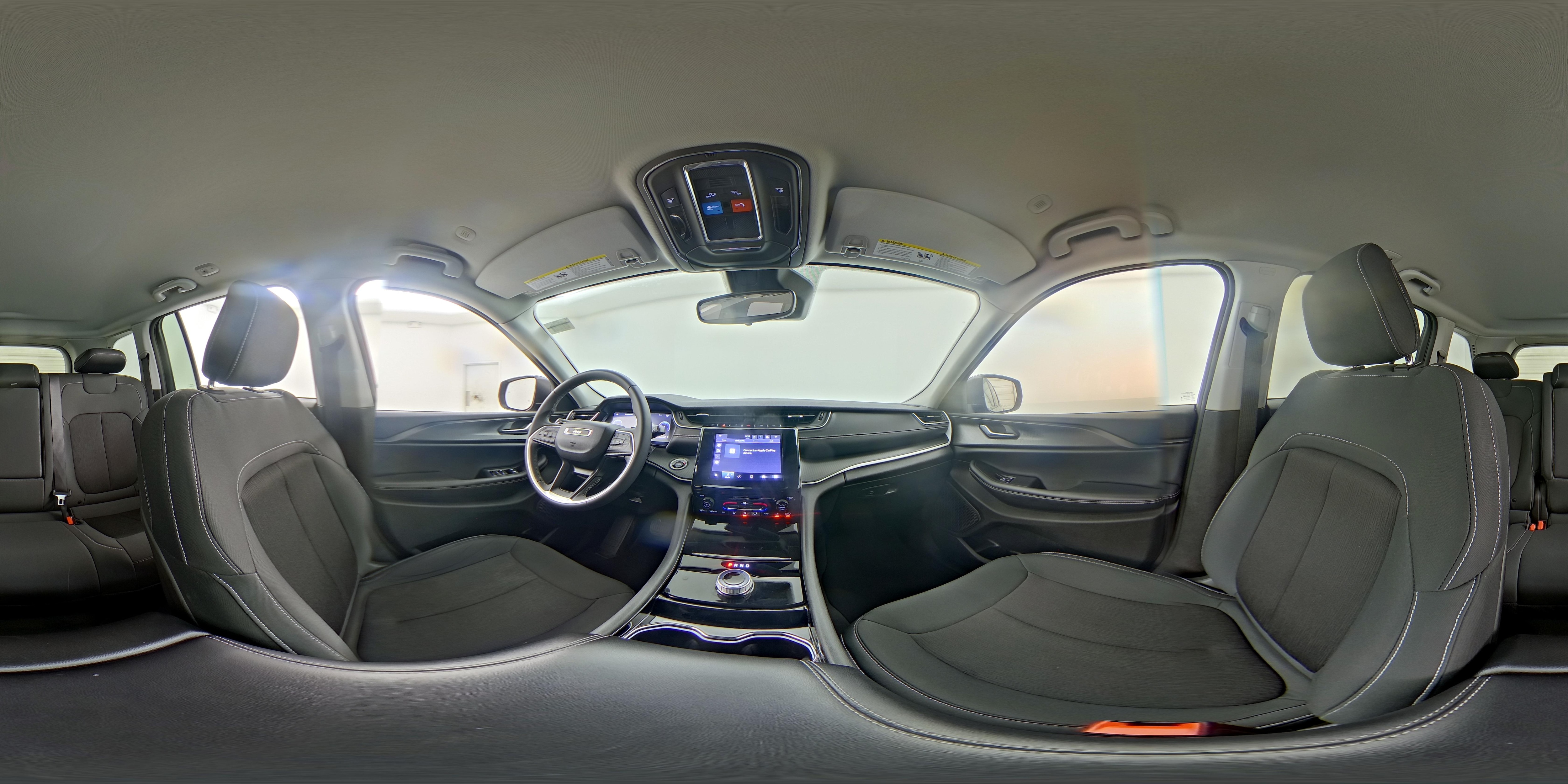 2023 Jeep Grand Cherokee Laredo - Photo 24