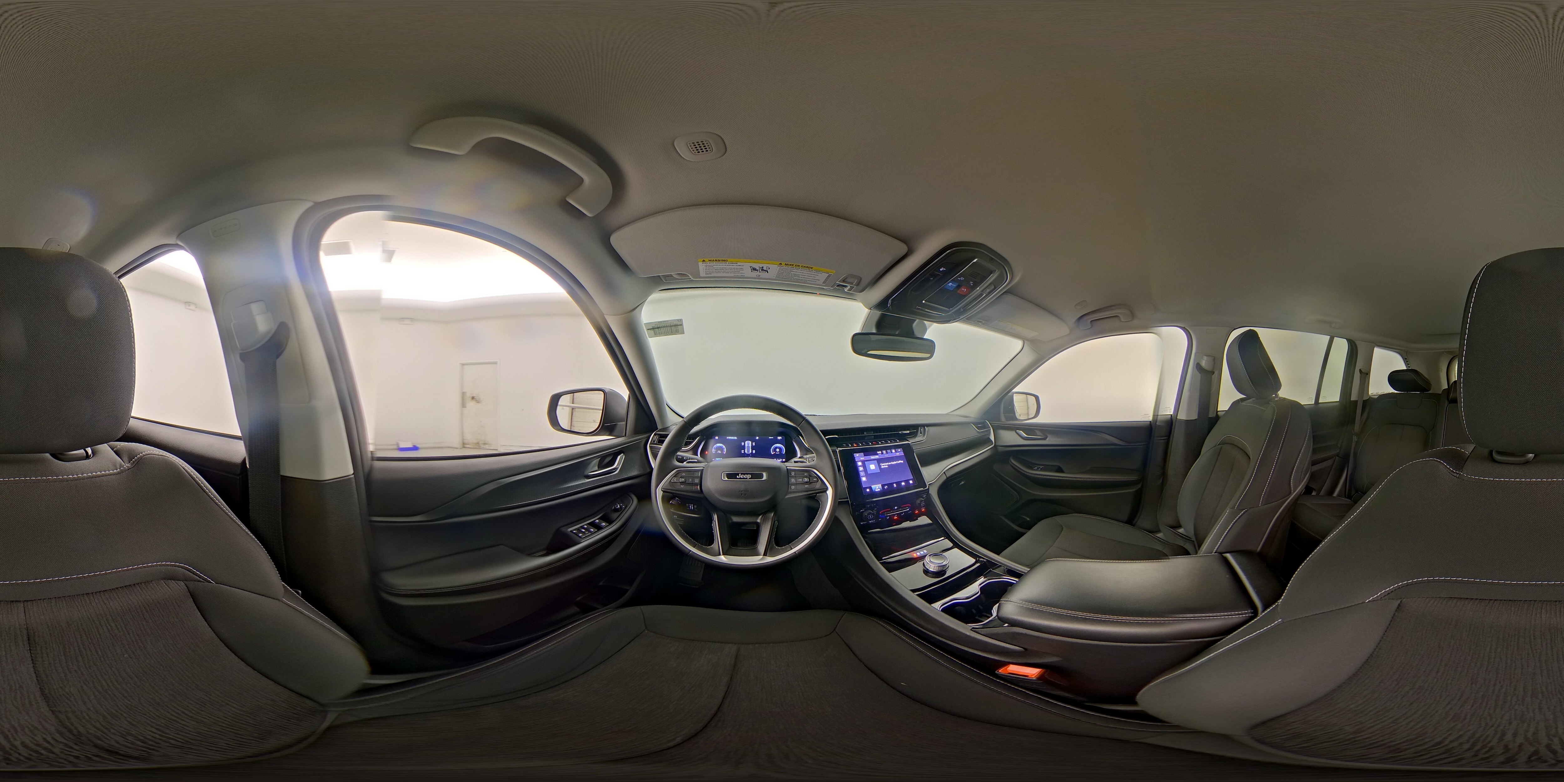 2023 Jeep Grand Cherokee Laredo - Photo 26