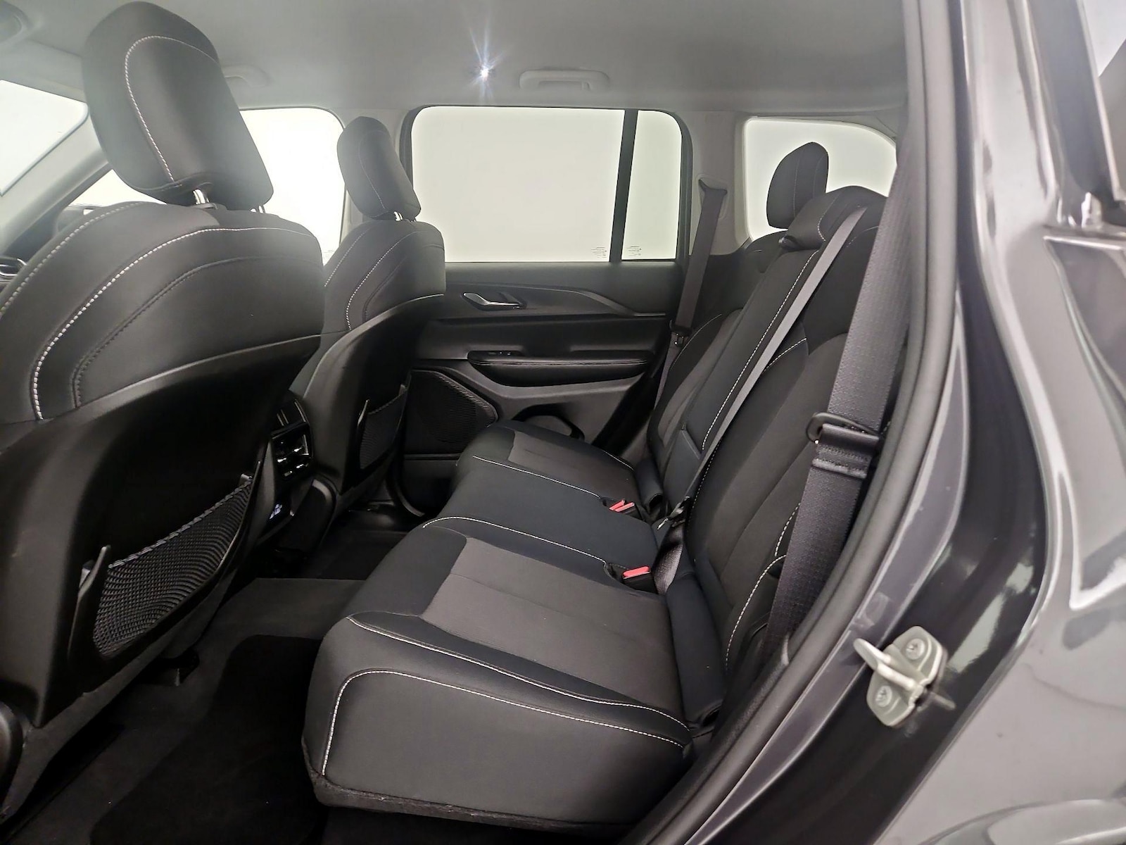 2023 Jeep Grand Cherokee Laredo - Photo 20