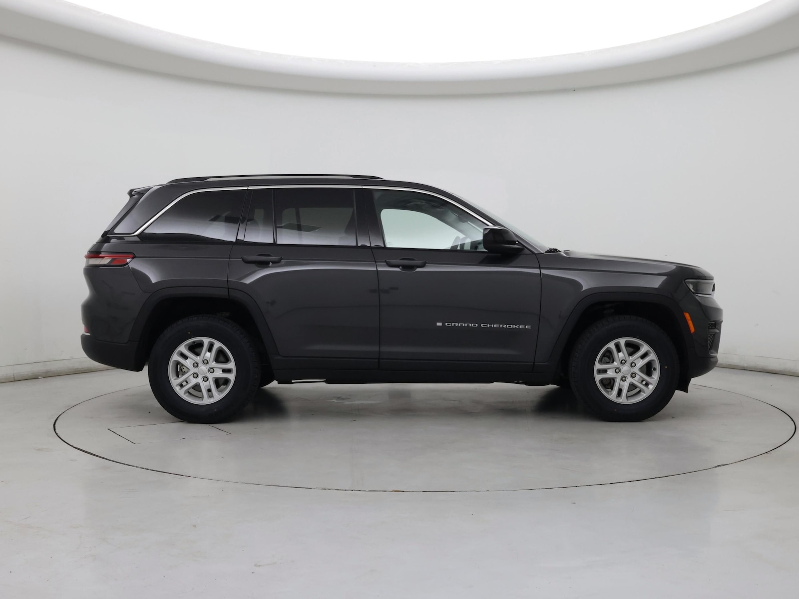 2023 Jeep Grand Cherokee Laredo - Photo 8