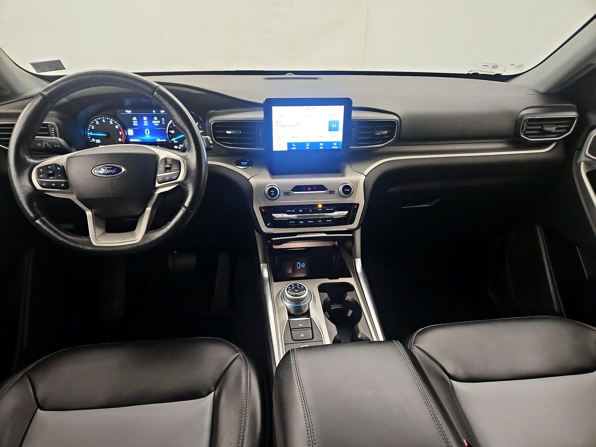Thumbnail: 2022 Ford Explorer - 9