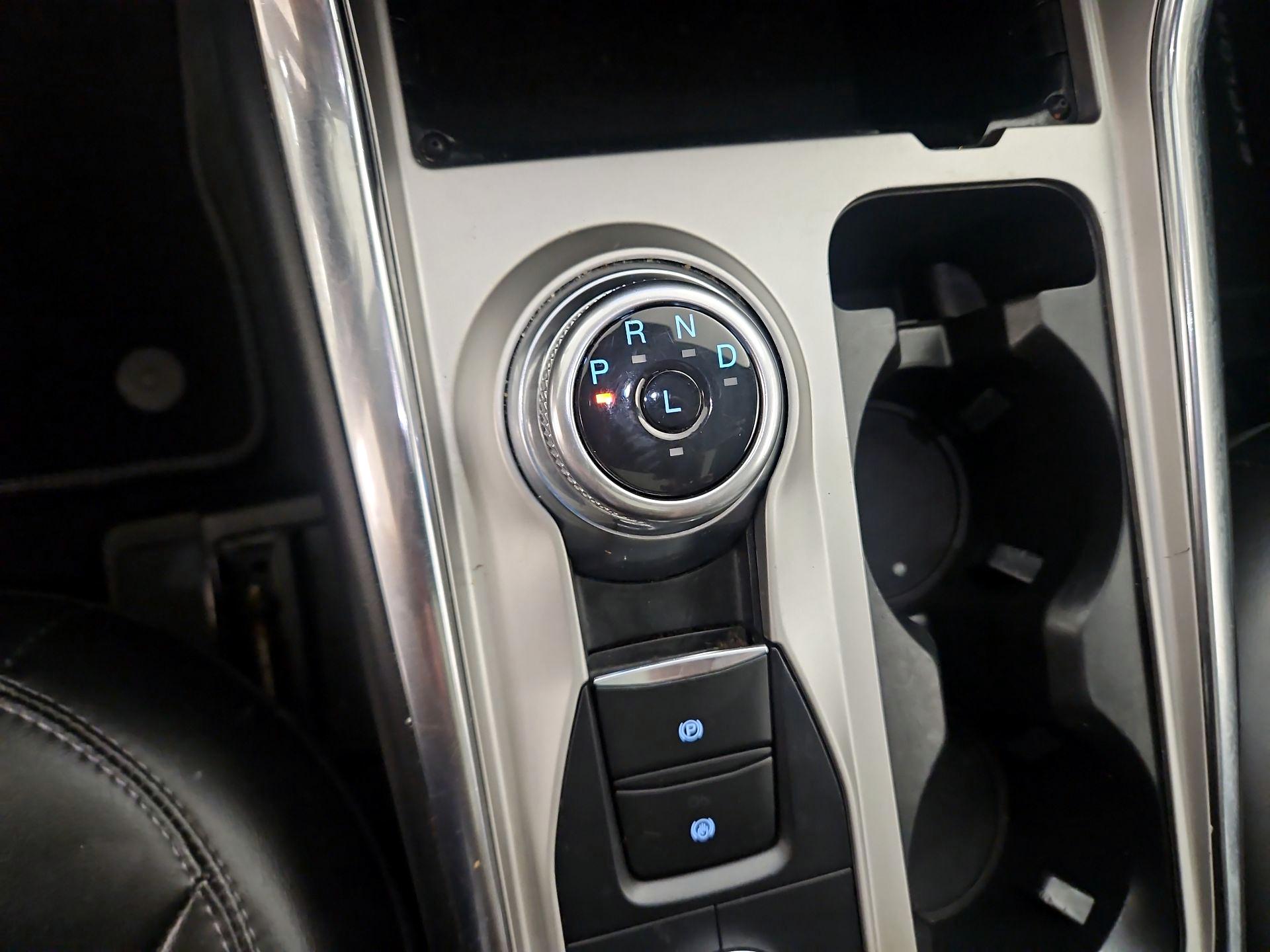 Thumbnail: 2022 Ford Explorer - 18