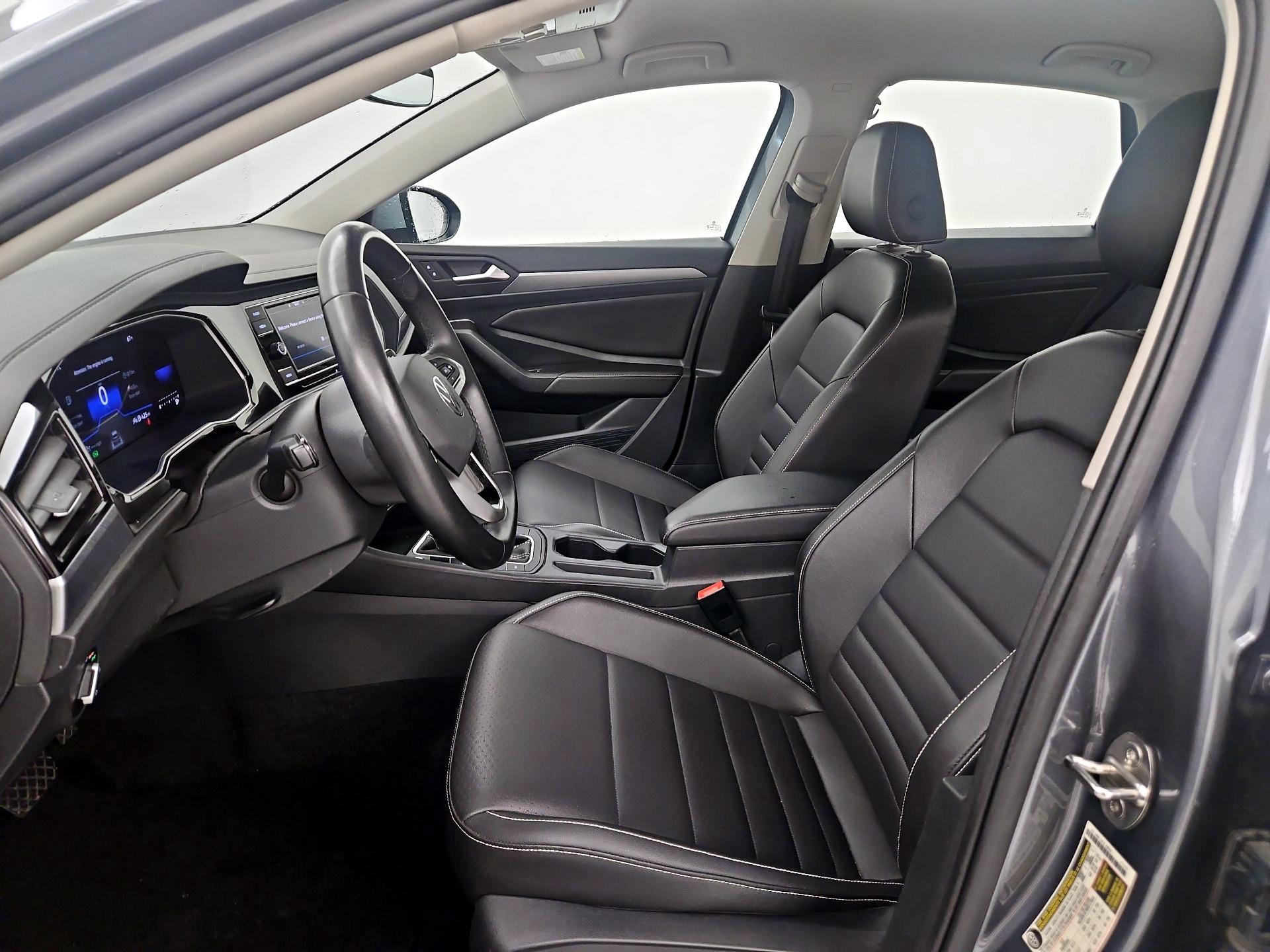 Thumbnail: 2024 Volkswagen Jetta - 11