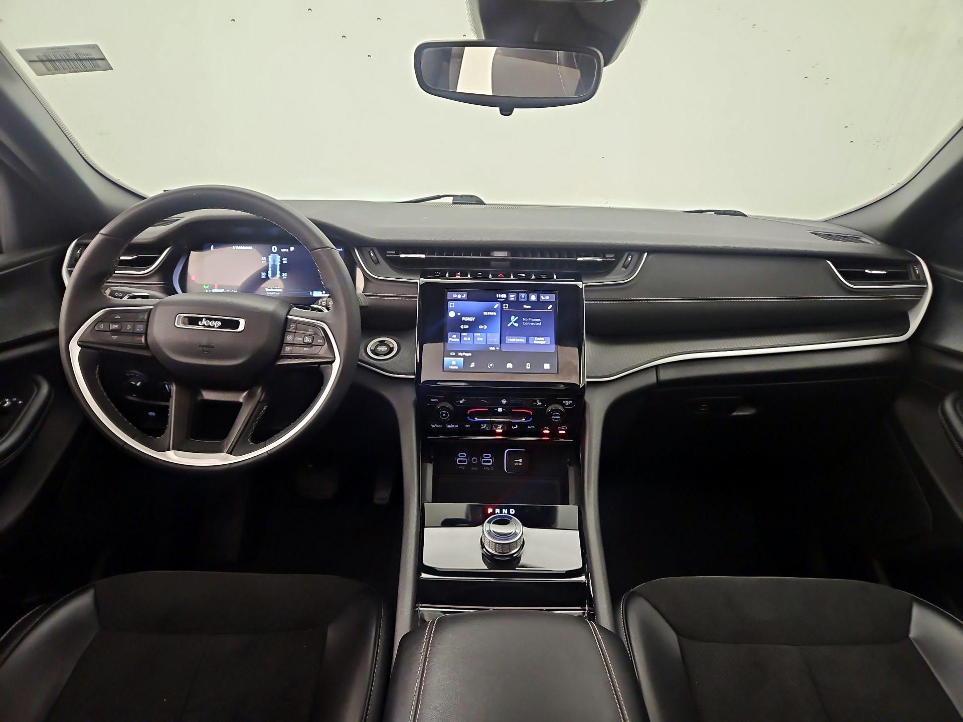 Thumbnail: 2023 Jeep Grand Cherokee - 9