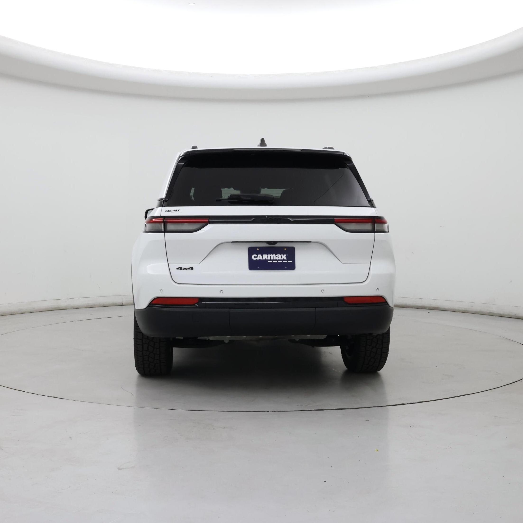 Thumbnail: 2023 Jeep Grand Cherokee - 6