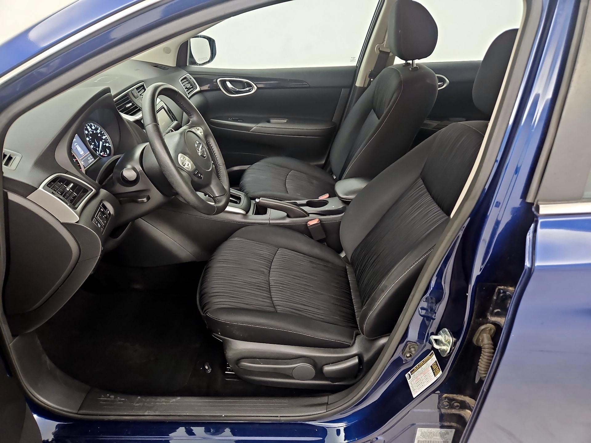Thumbnail: 2019 Nissan Sentra - 11