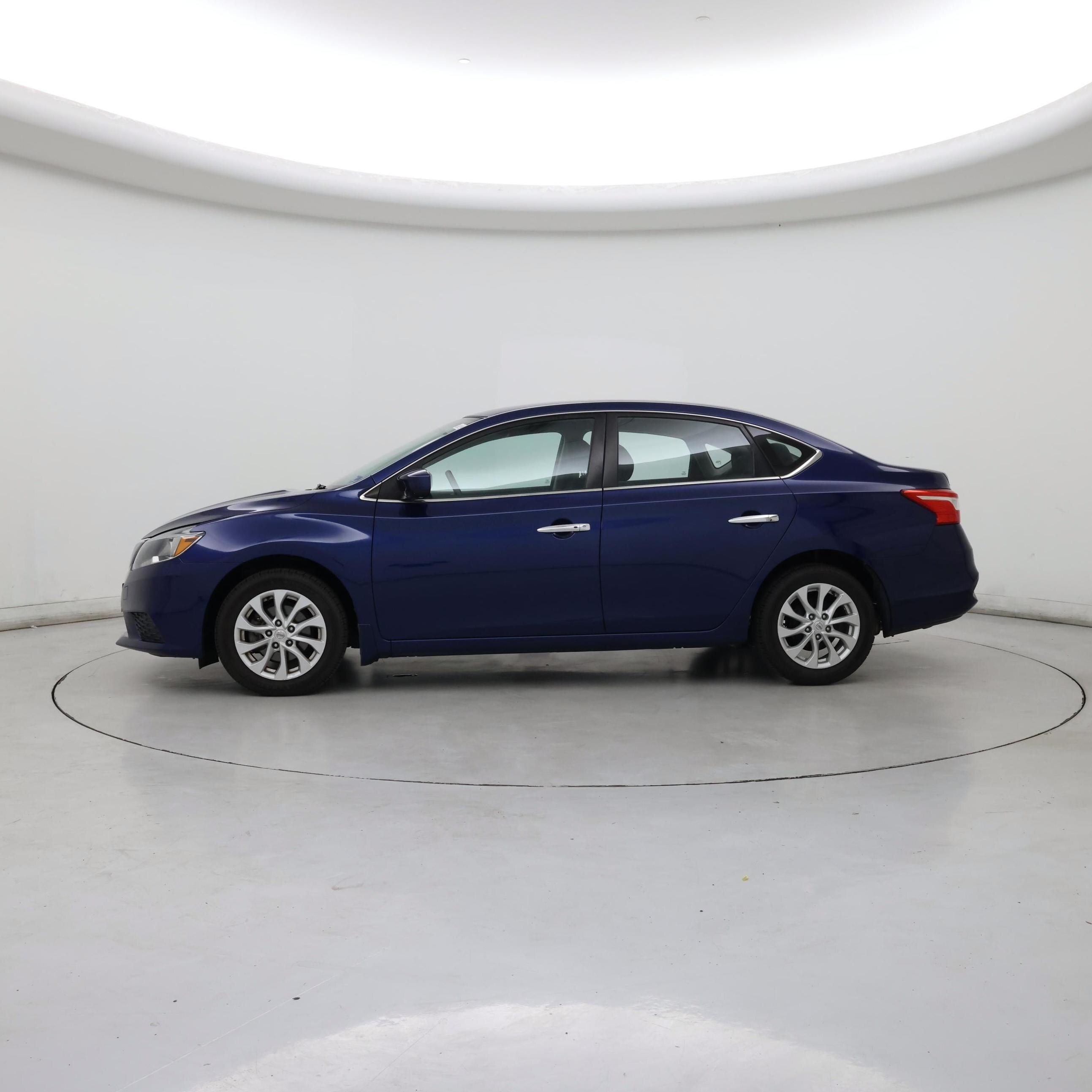 Thumbnail: 2019 Nissan Sentra - 3