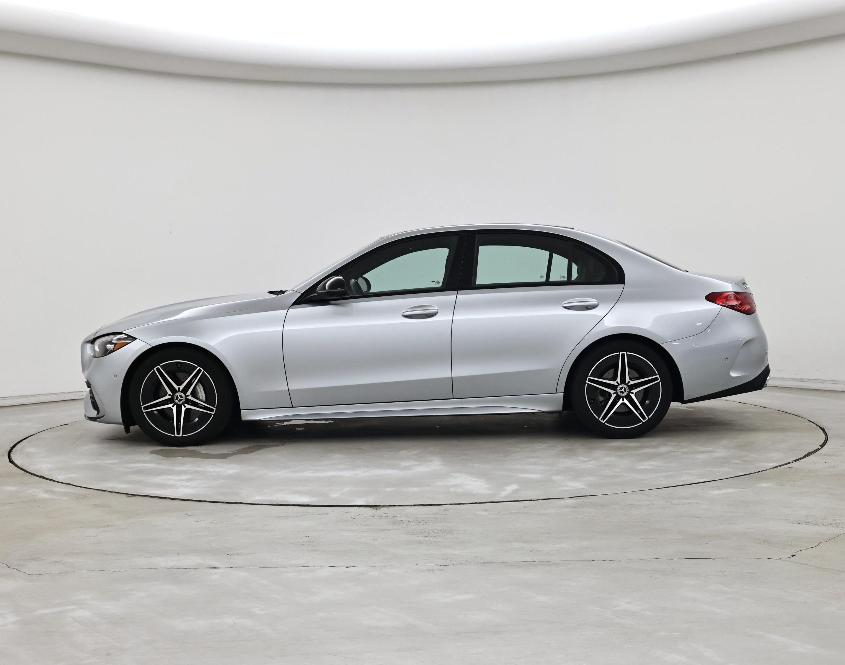 Thumbnail: 2023 Mercedes-Benz C-Class - 3