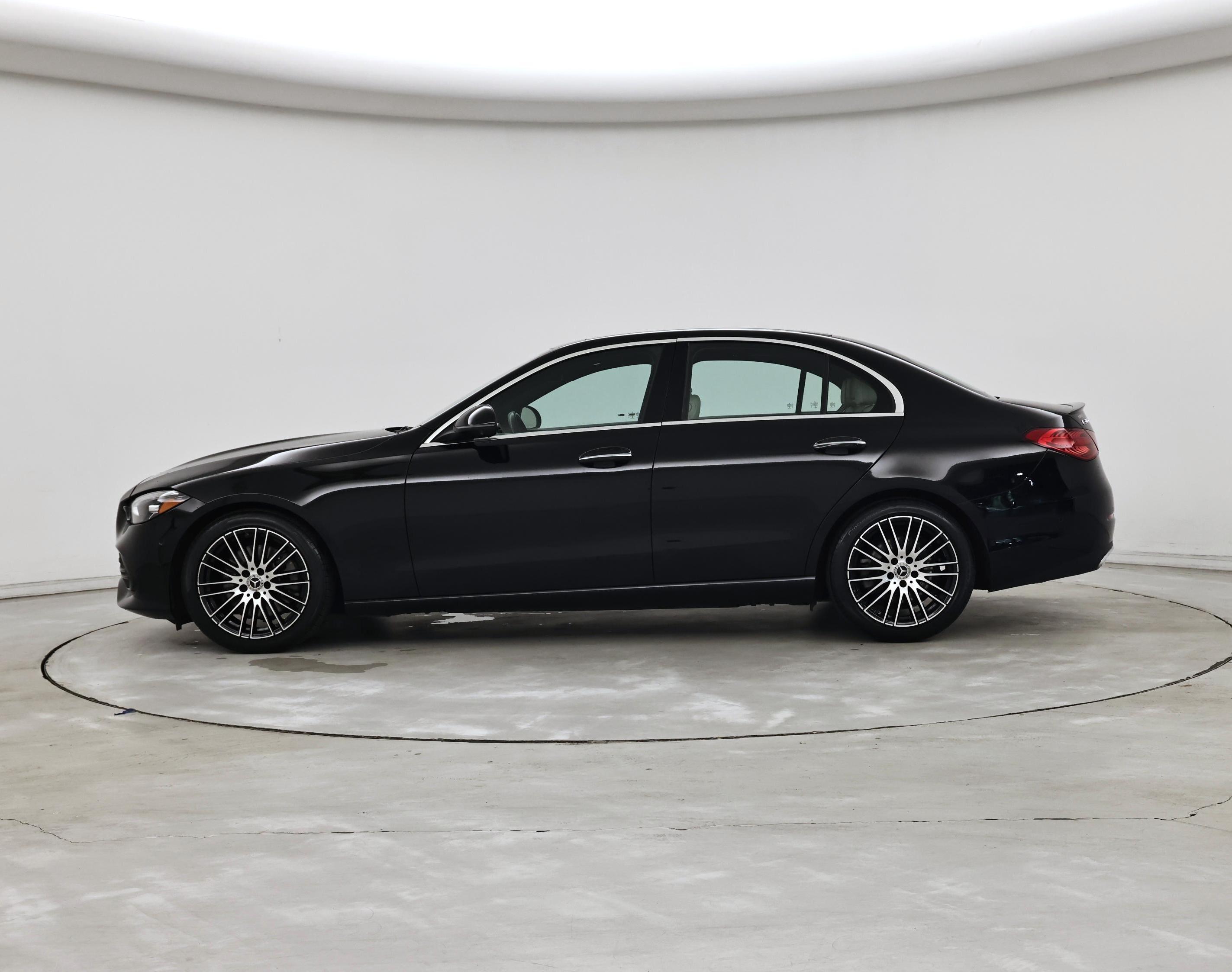 Thumbnail: 2023 Mercedes-Benz C-Class - 3