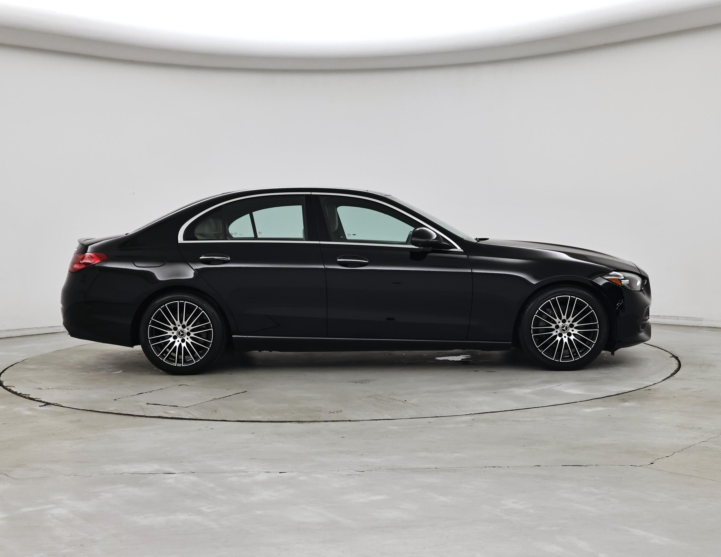 Thumbnail: 2023 Mercedes-Benz C-Class - 7