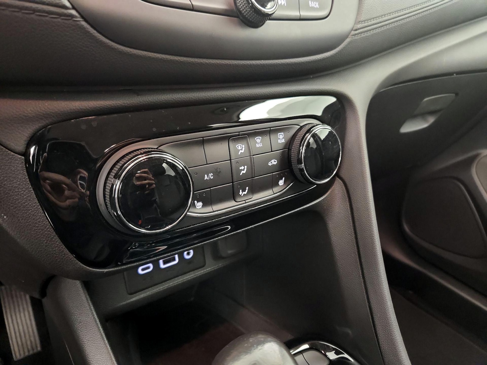 2022 Buick Encore GX Preferred - Photo 17