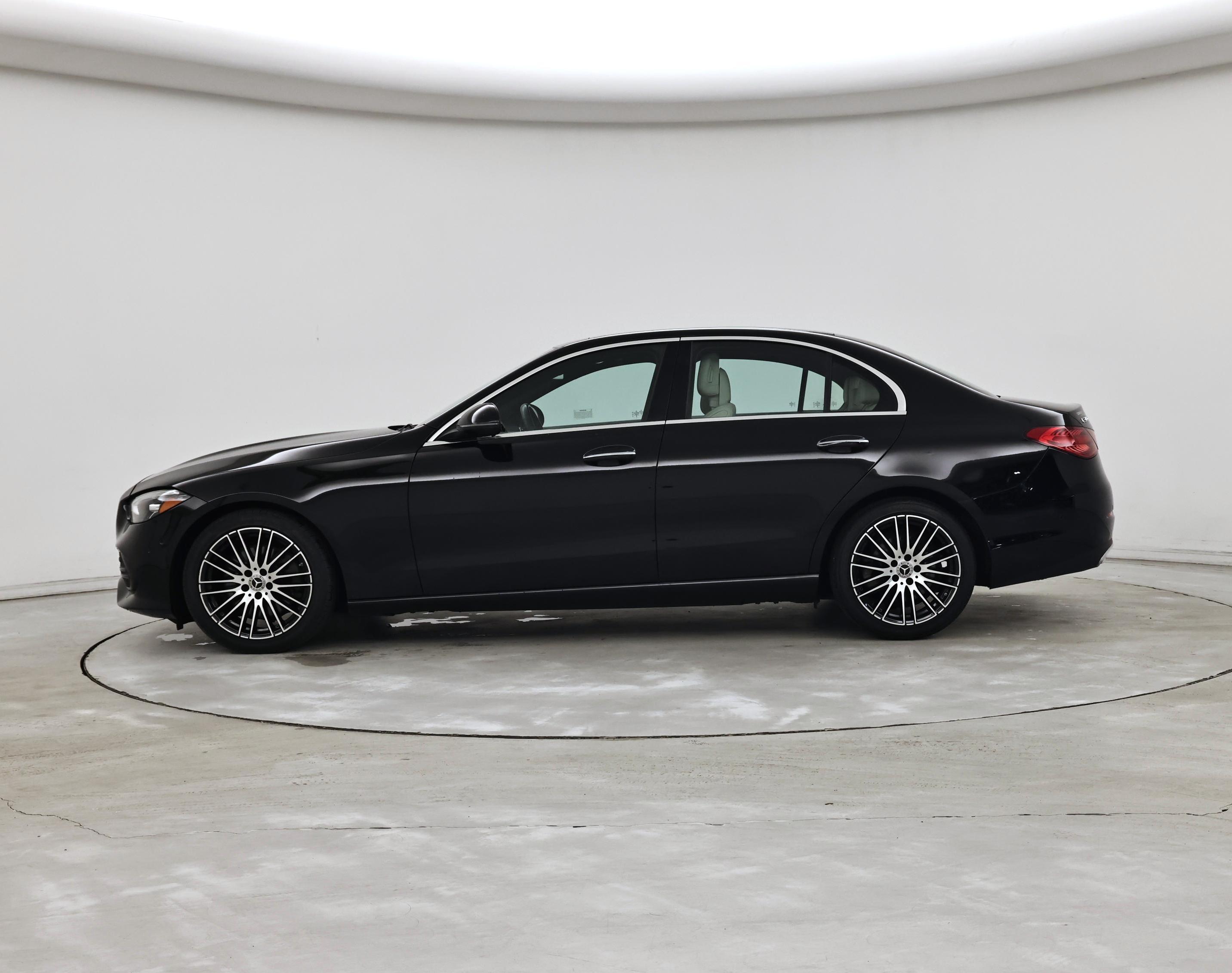 Thumbnail: 2024 Mercedes-Benz C-Class - 3