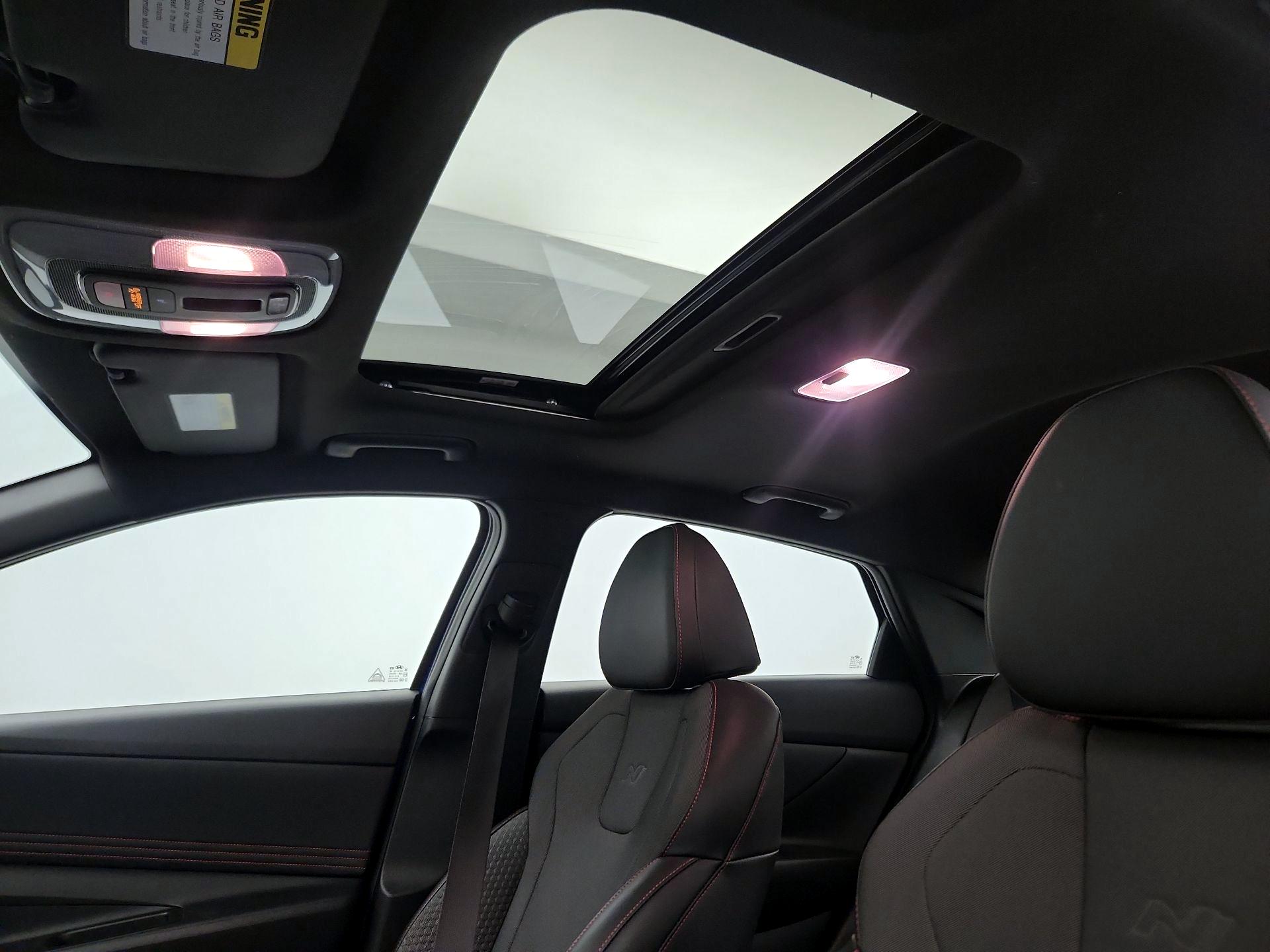 Thumbnail: 2023 Hyundai Elantra - 20
