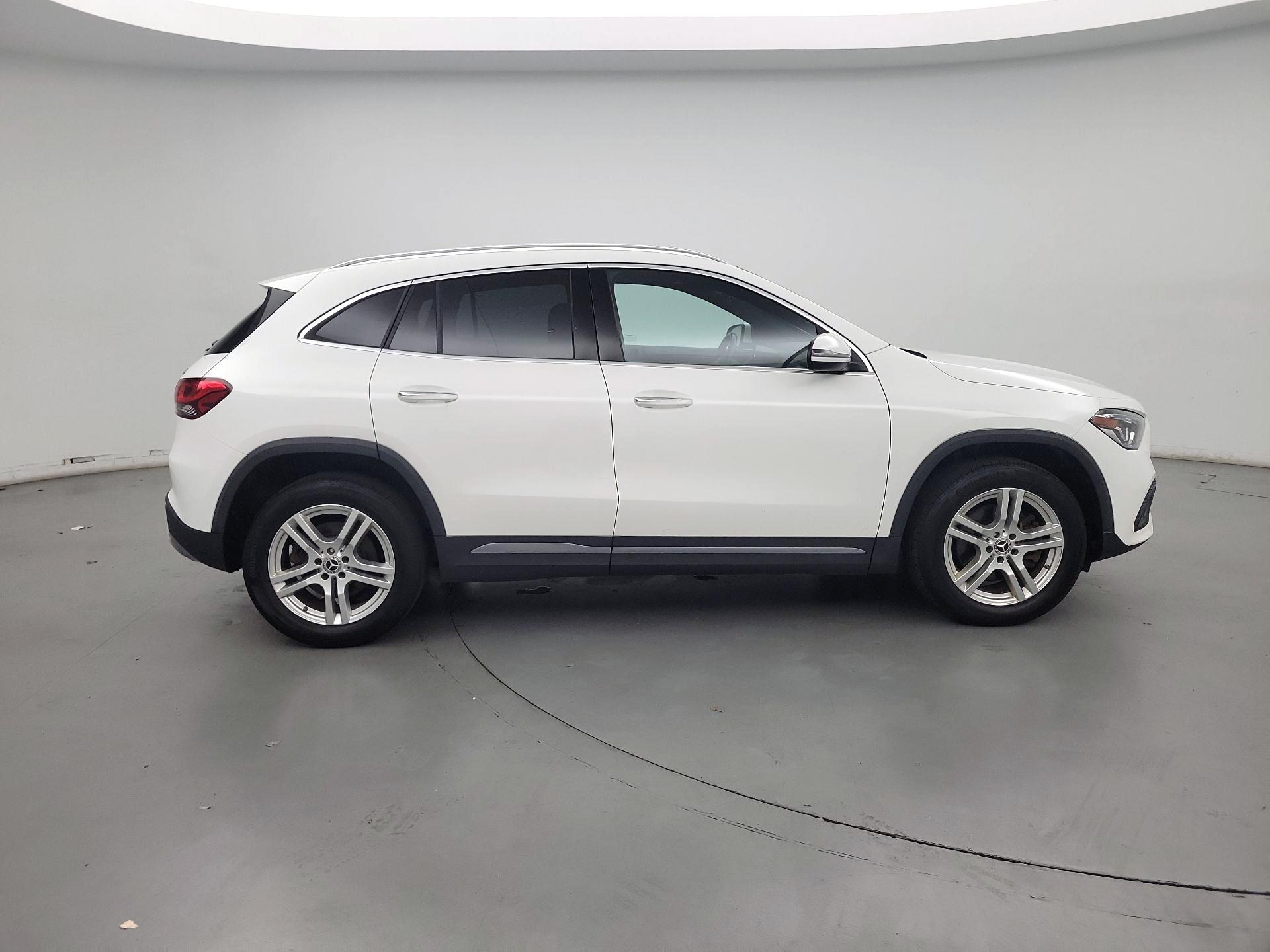 Thumbnail: 2022 Mercedes-Benz GLA - 4