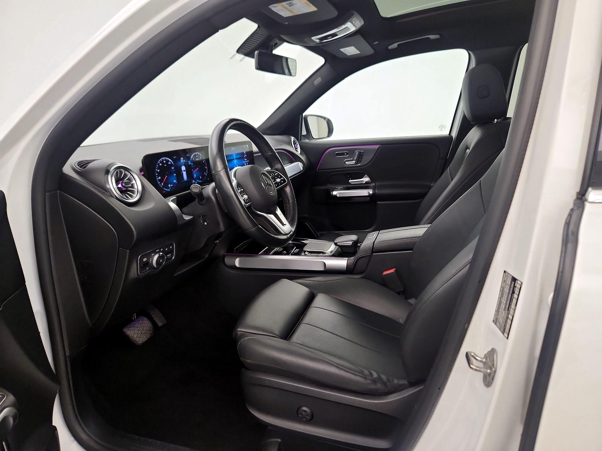 Thumbnail: 2022 Mercedes-Benz GLB - 11