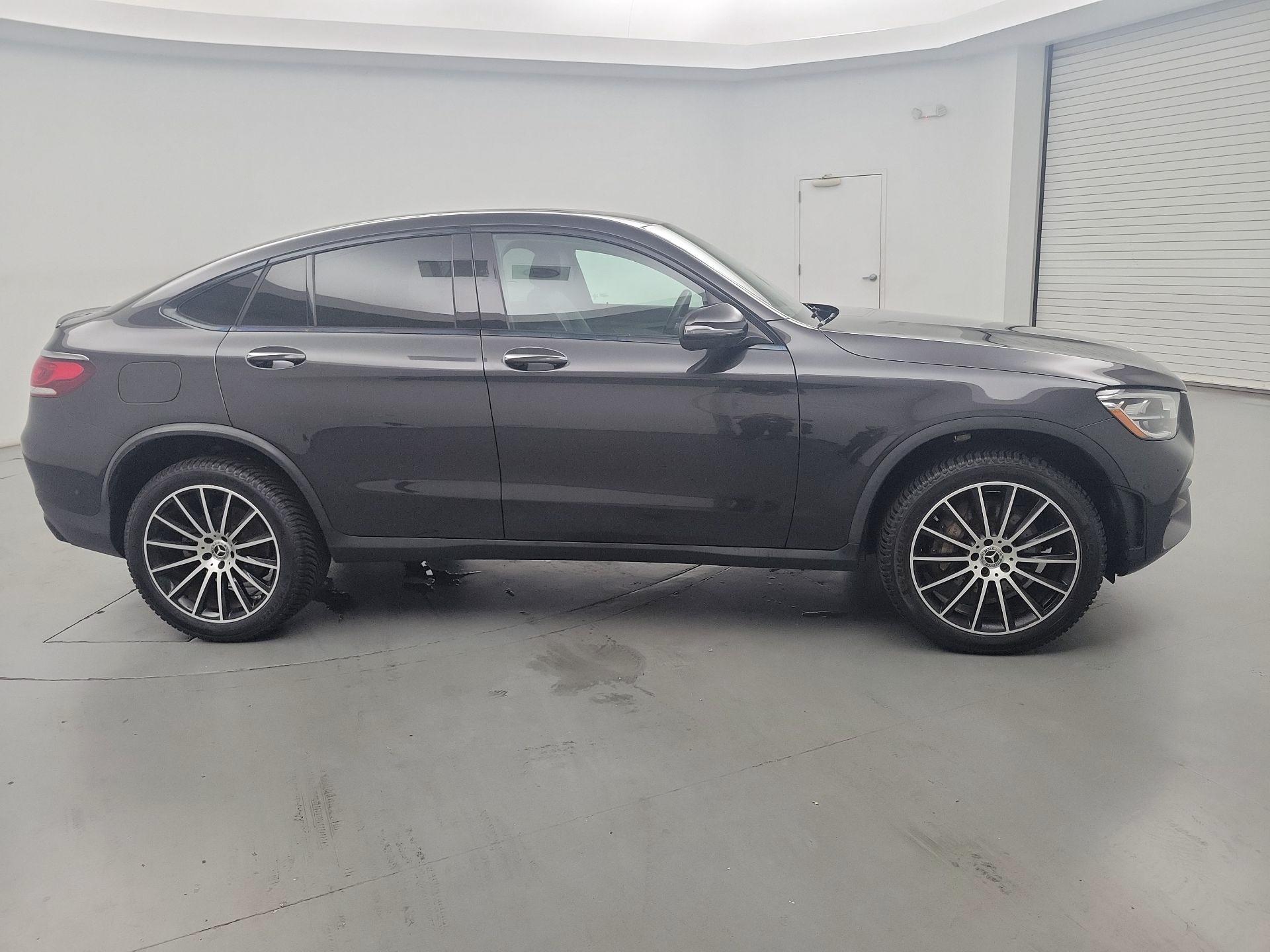 Thumbnail: 2022 Mercedes-Benz GLC - 4