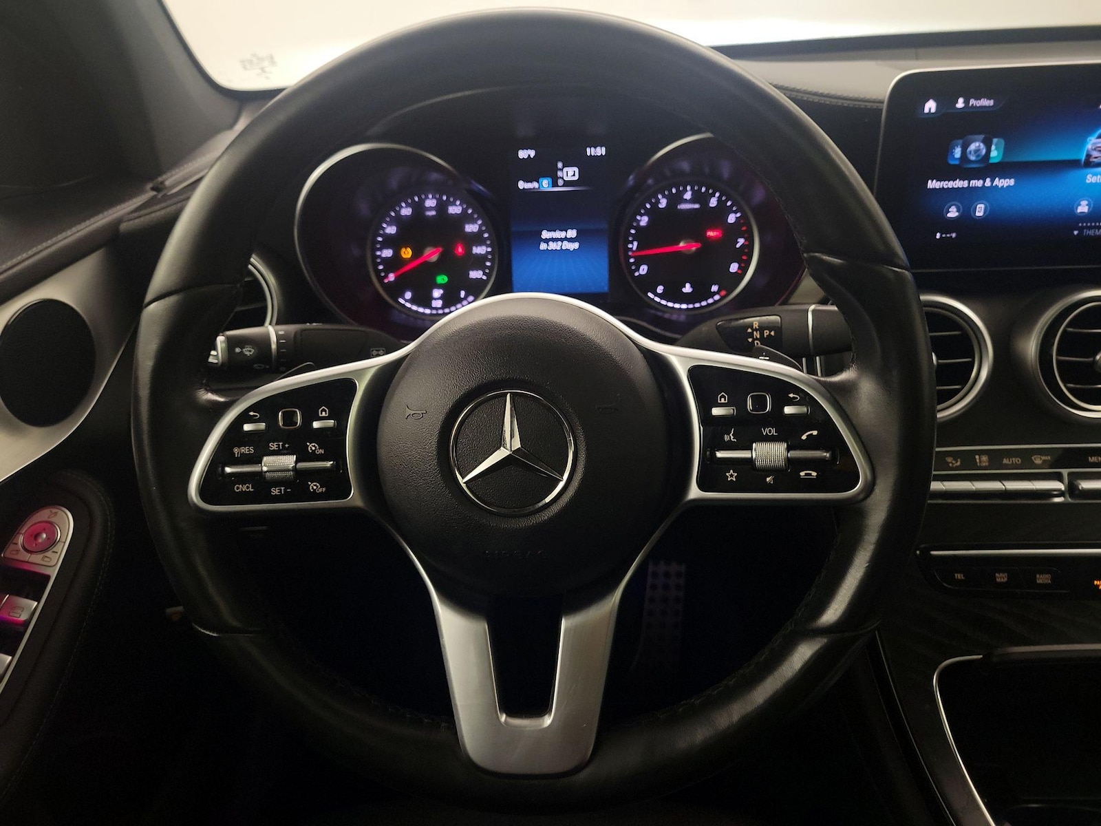 2022 Mercedes-Benz GLC Coupe GLC300 - Photo 9