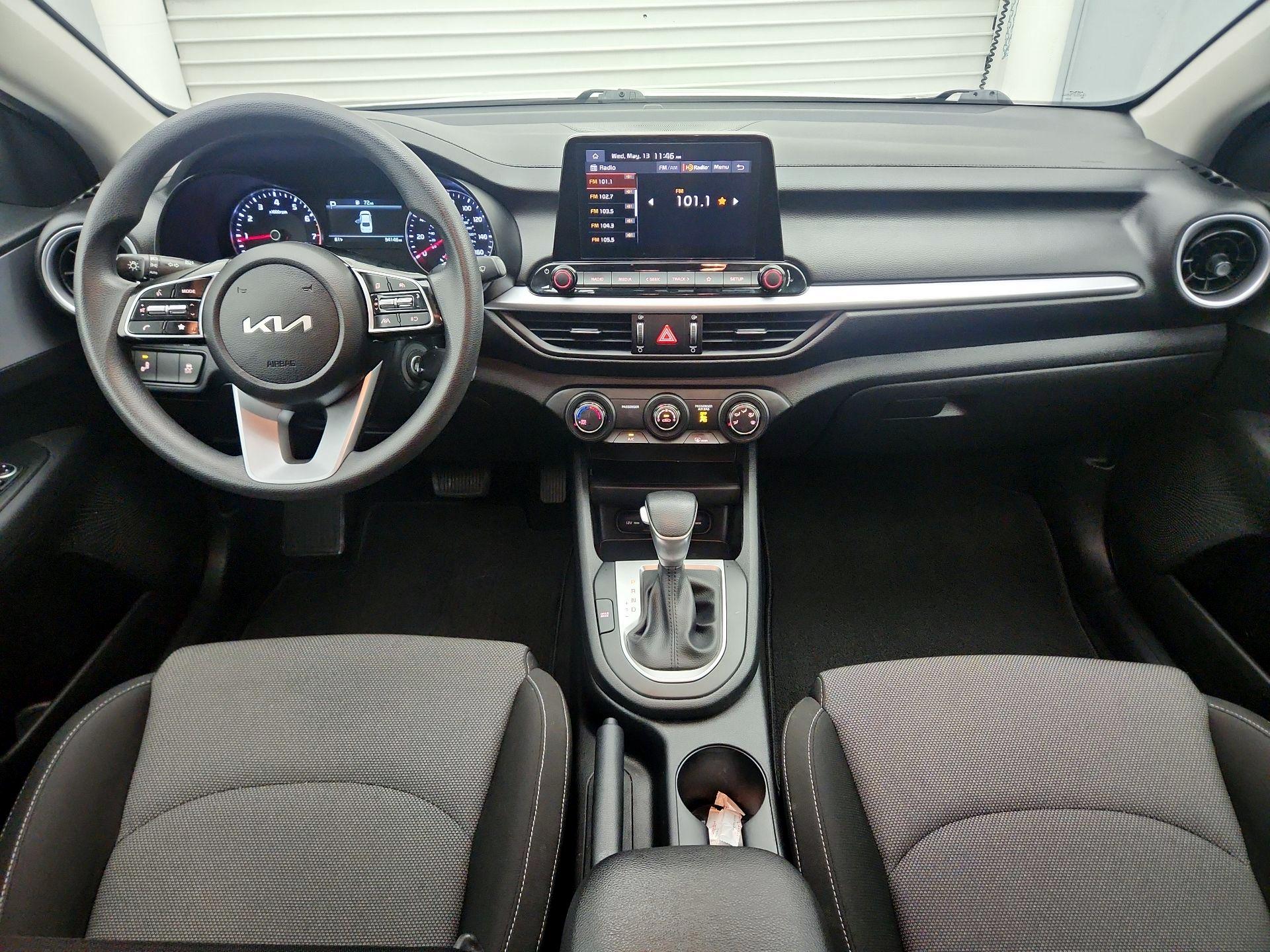 Thumbnail: 2023 Kia Forte - 9