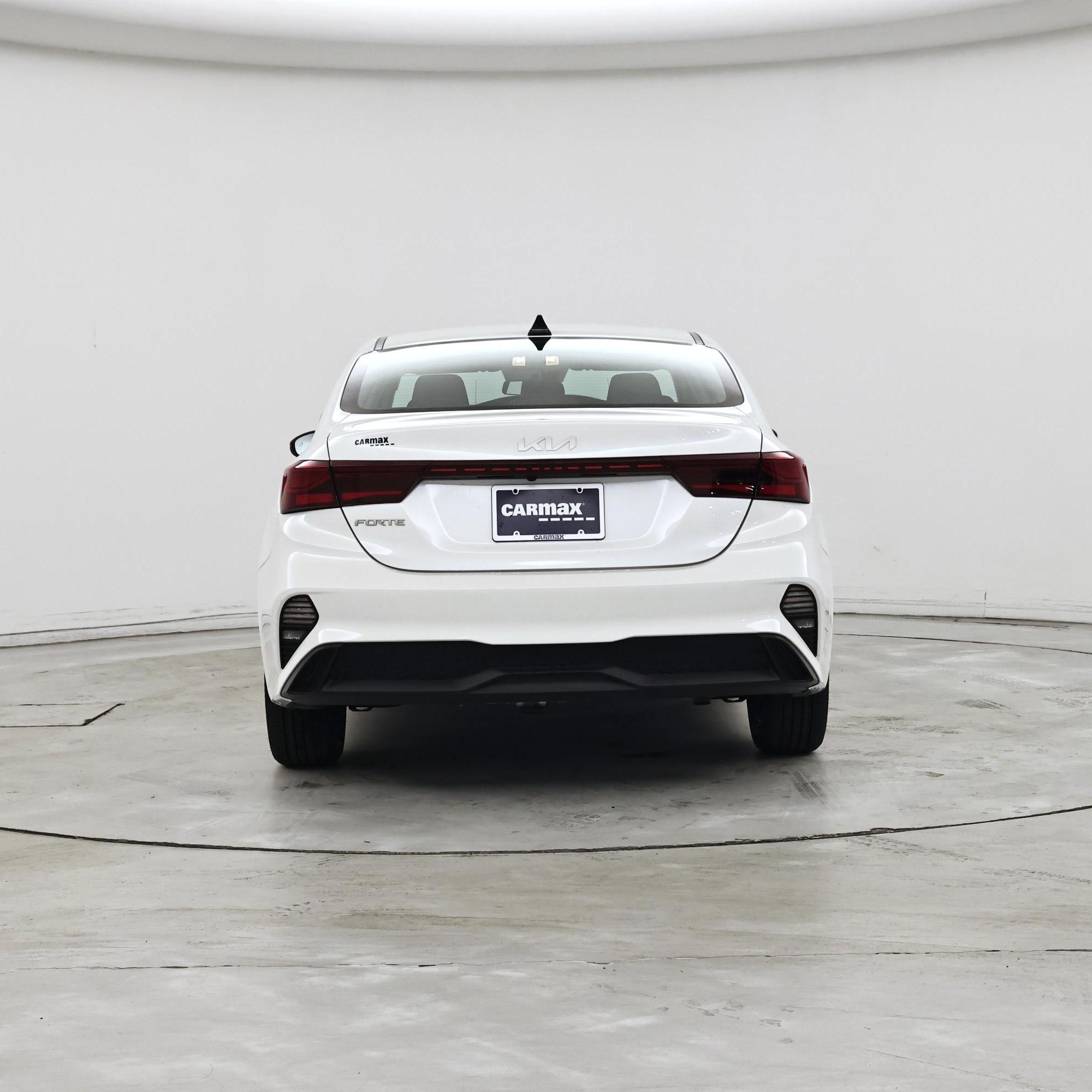 Thumbnail: 2023 Kia Forte - 6