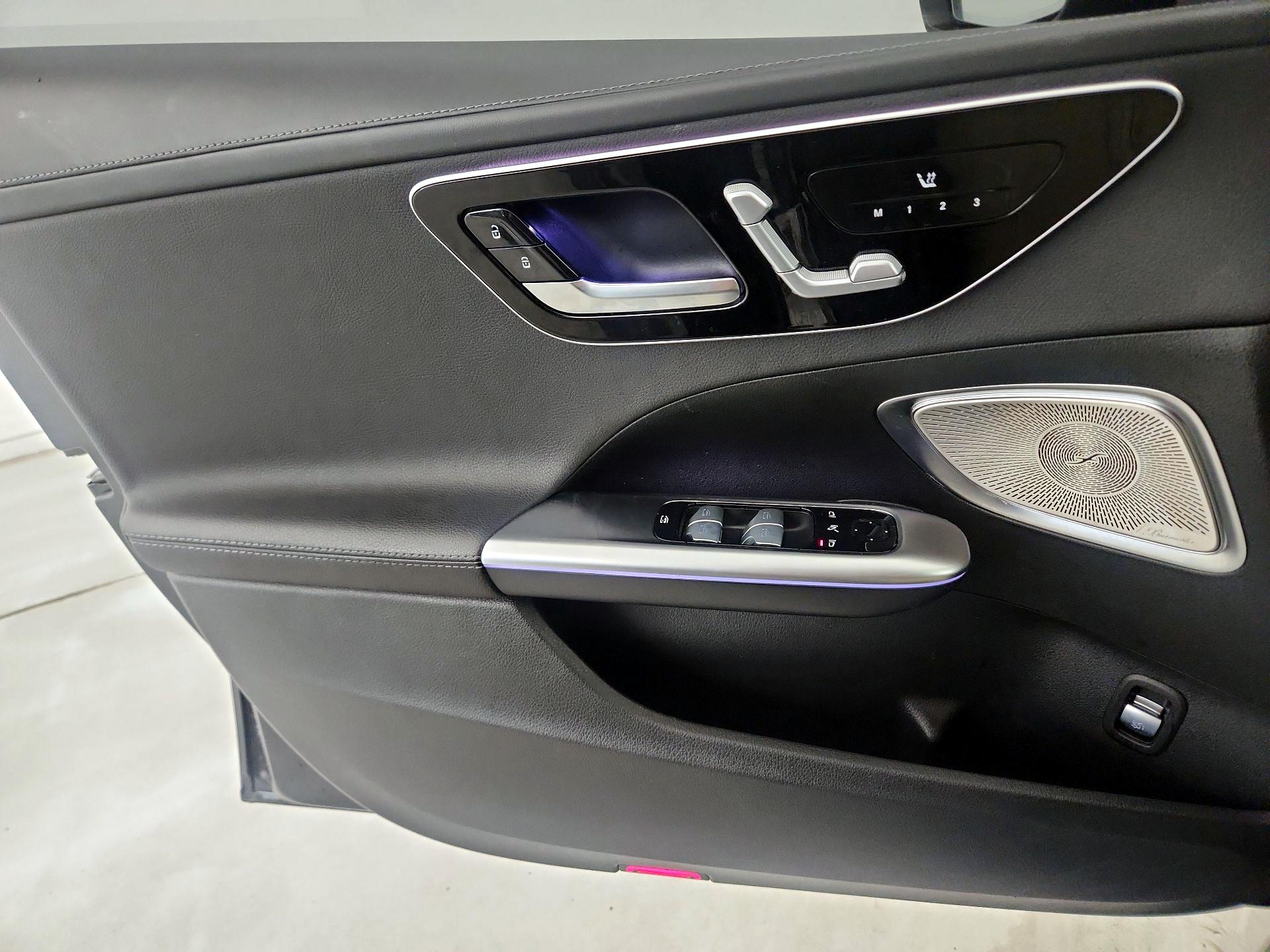 Thumbnail: 2023 Mercedes-Benz C-Class - 12