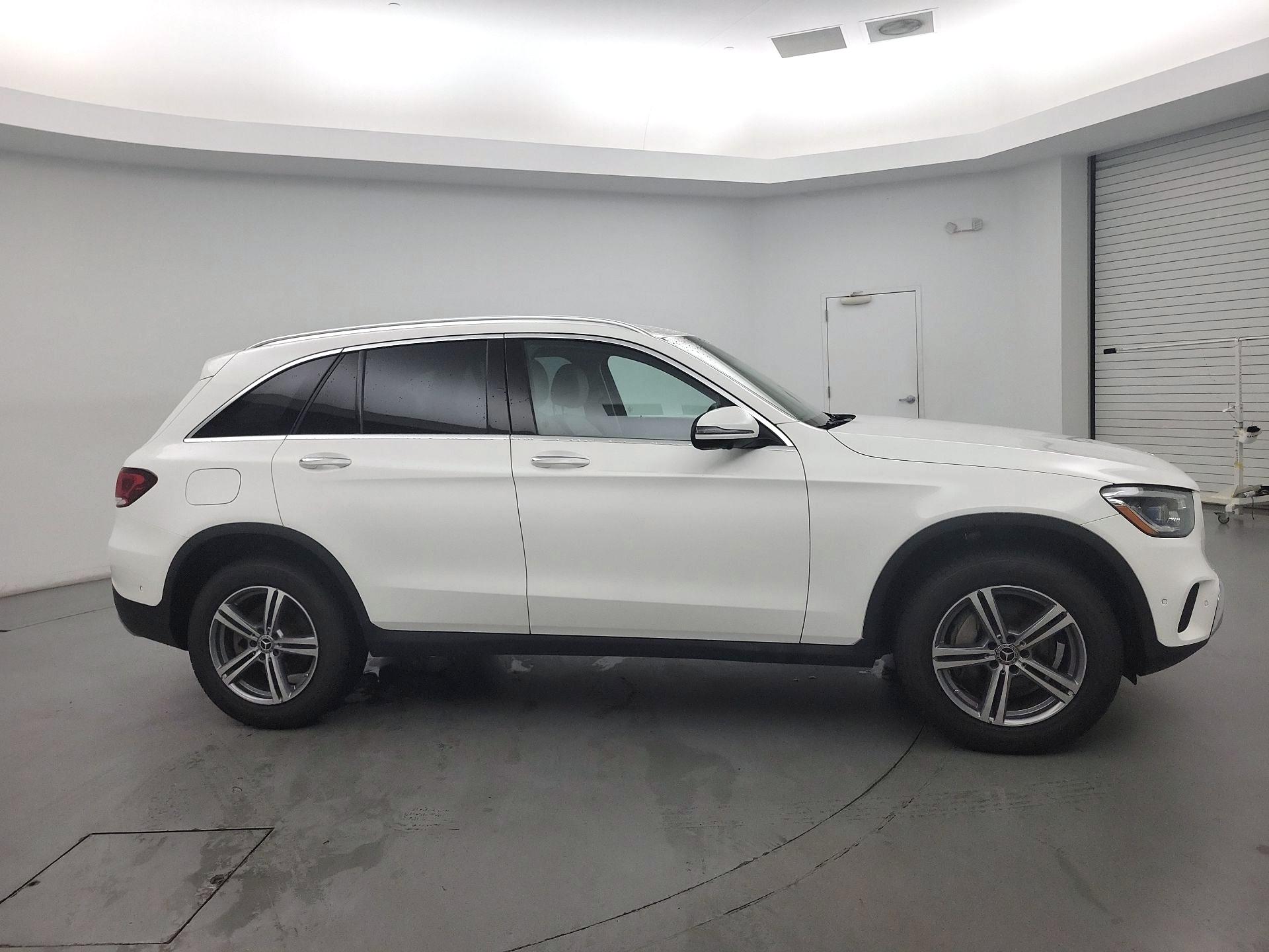 Thumbnail: 2022 Mercedes-Benz GLC - 4