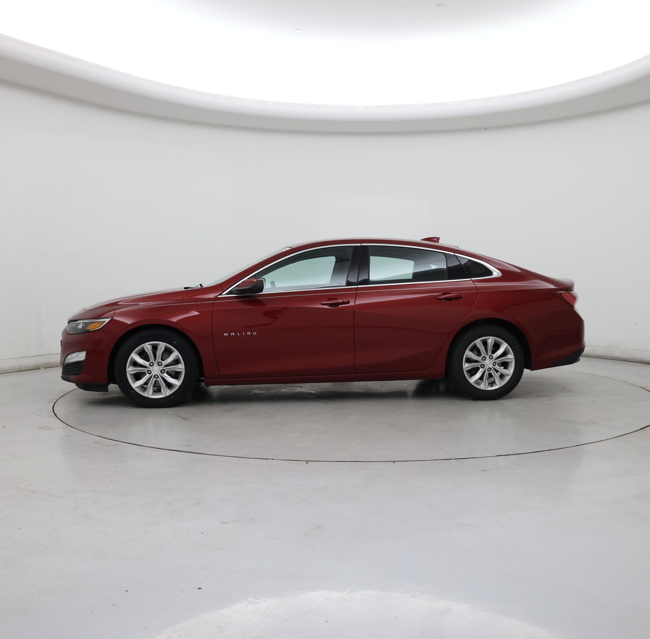 Thumbnail: 2019 Chevrolet Malibu - 3