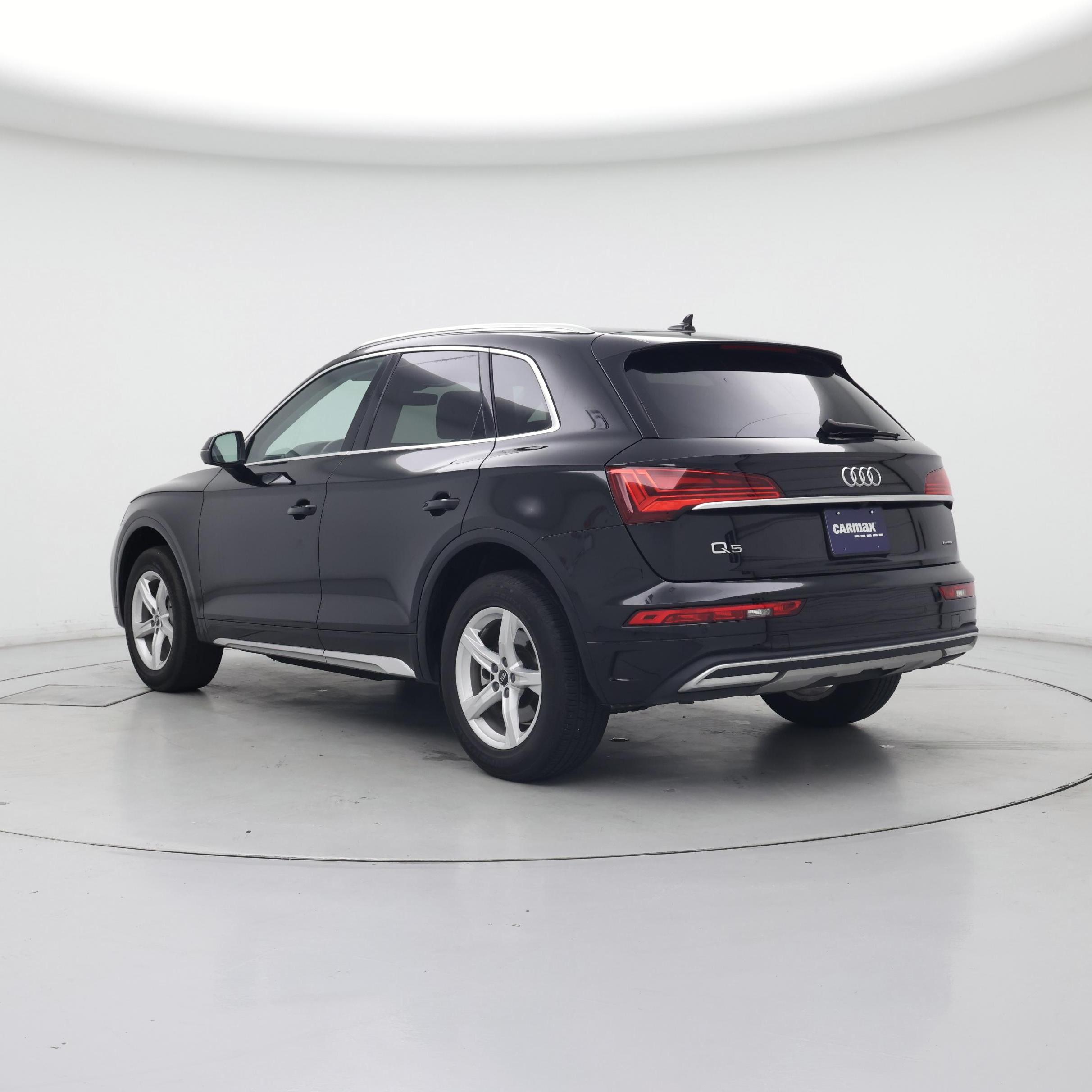 Thumbnail: 2023 Audi Q5 - 2