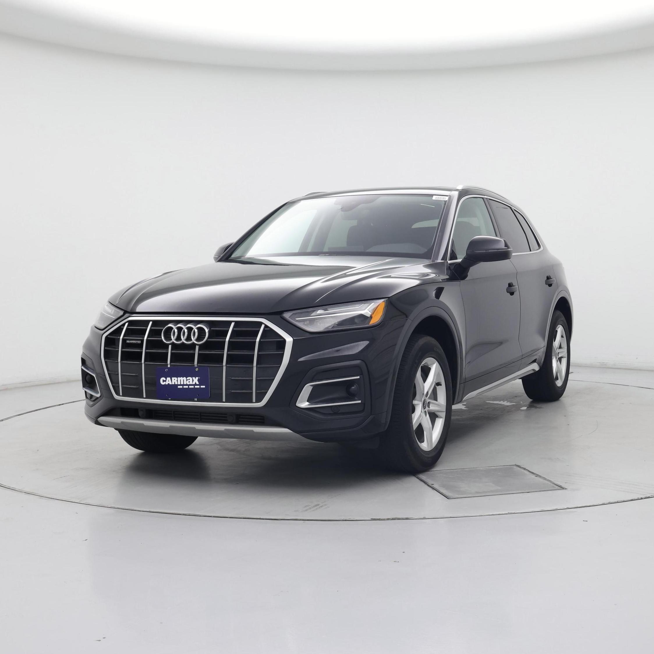 Thumbnail: 2023 Audi Q5 - 4