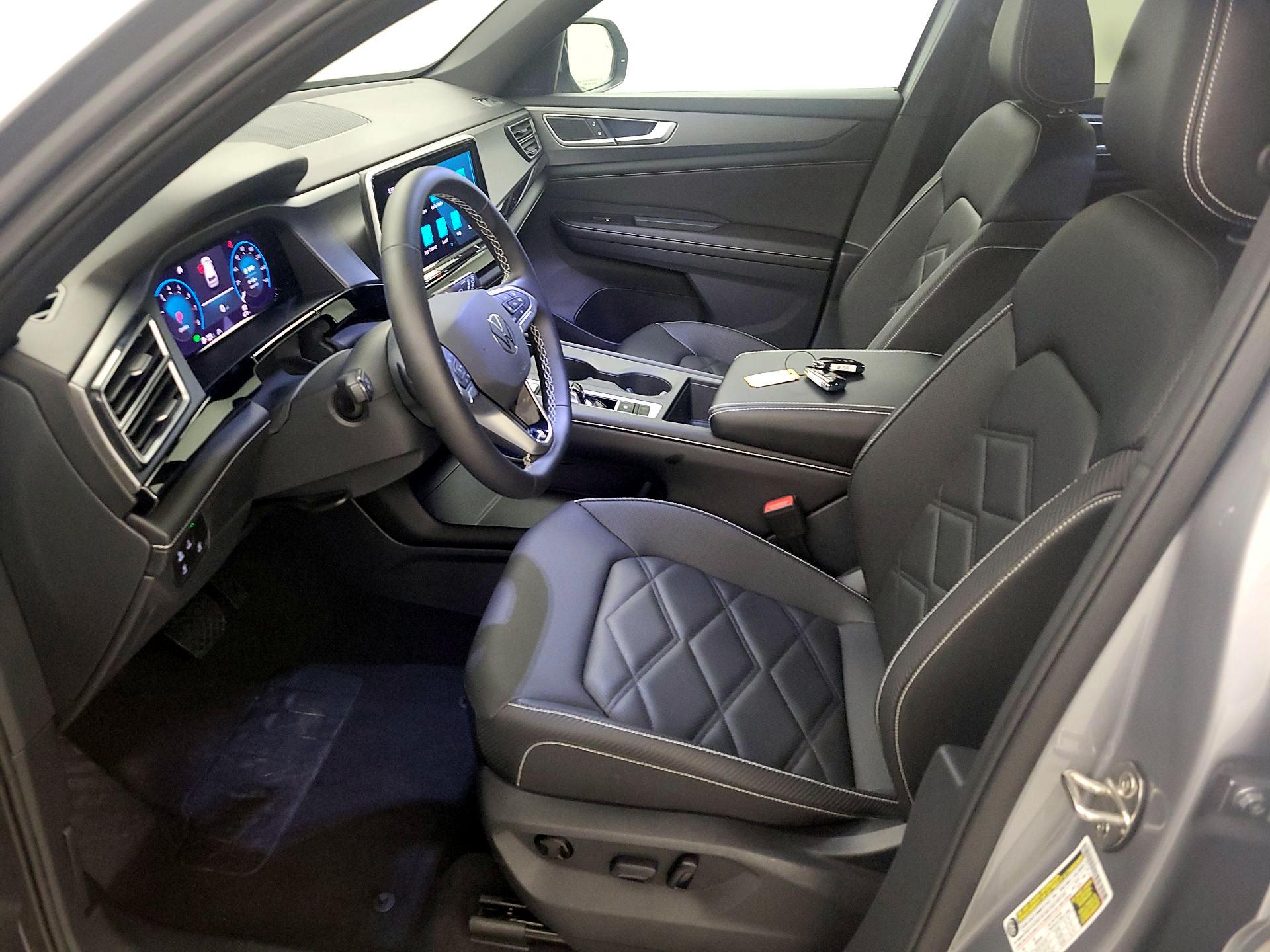 Thumbnail: 2024 Volkswagen Atlas - 11