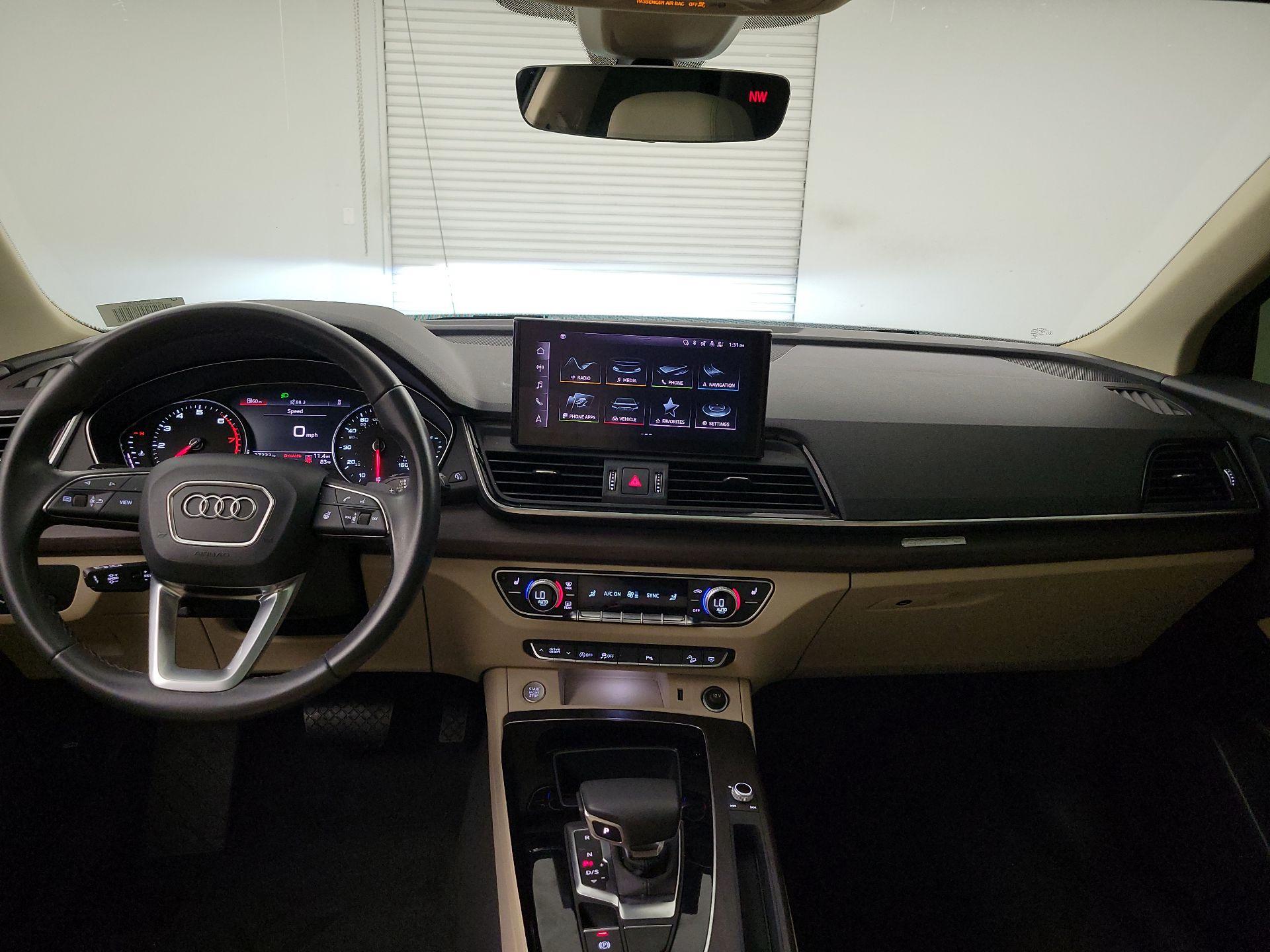 Thumbnail: 2023 Audi Q5 - 9