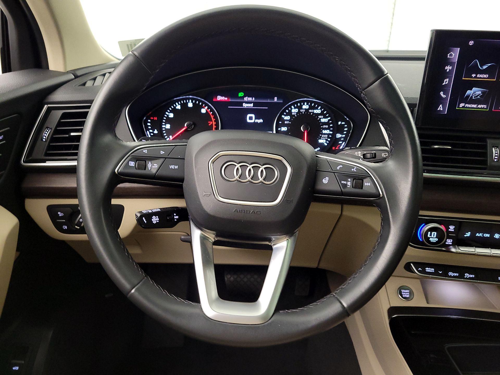 Thumbnail: 2023 Audi Q5 - 10