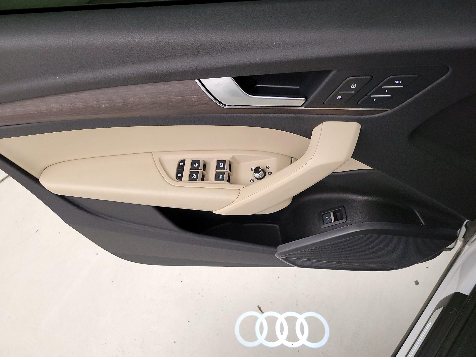 Thumbnail: 2023 Audi Q5 - 12
