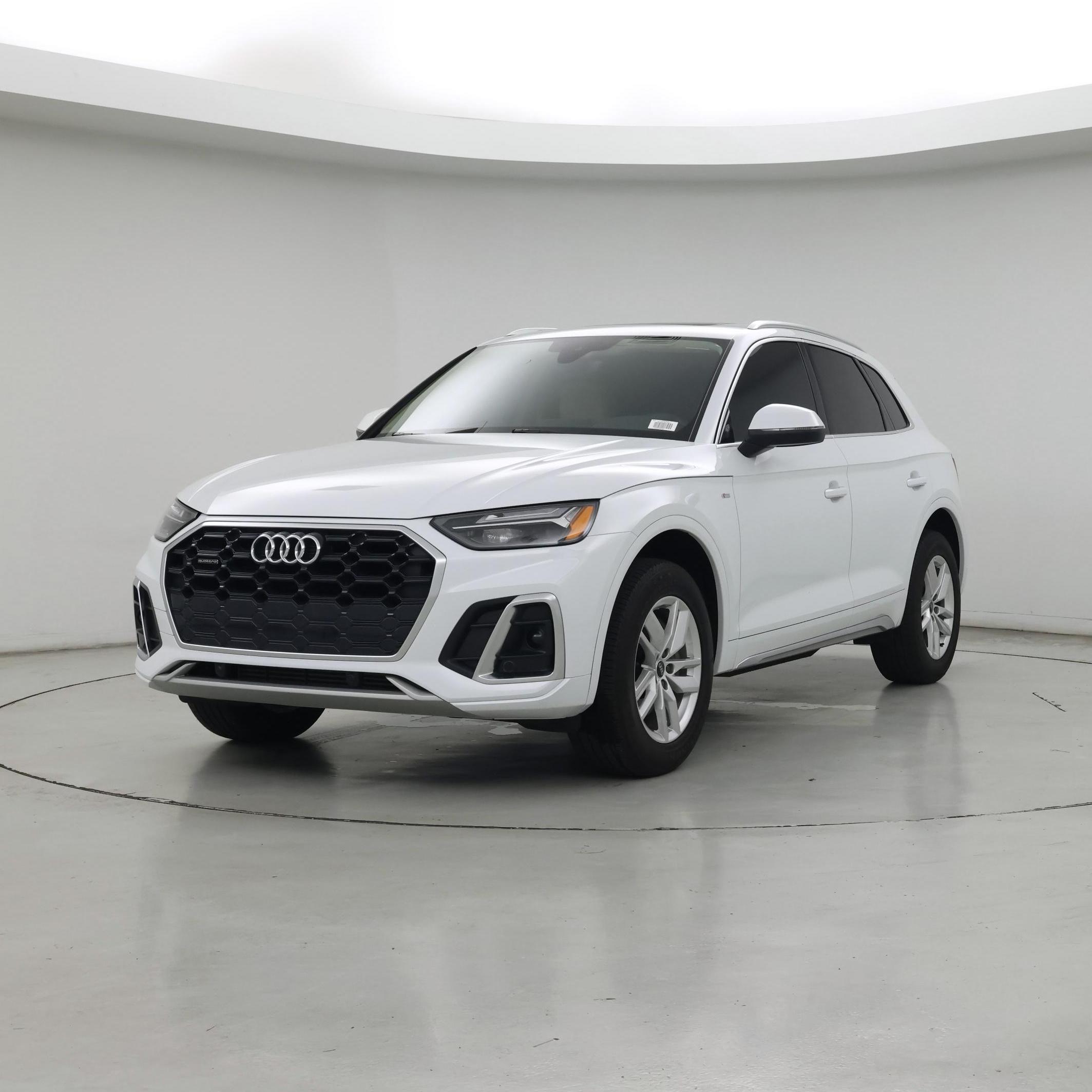 Thumbnail: 2023 Audi Q5 - 4